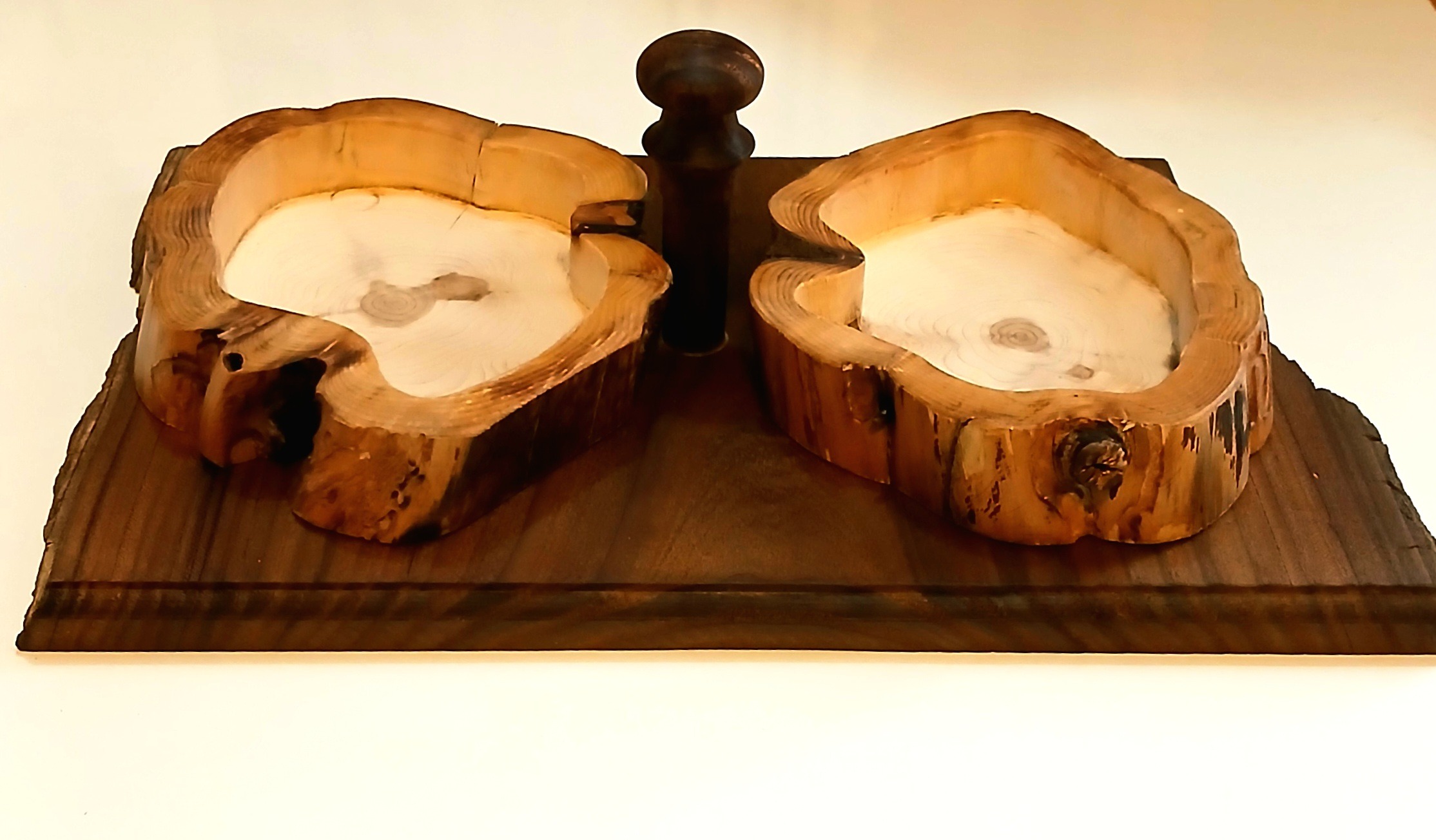 اردوخوری چوبی دوکاسه ای