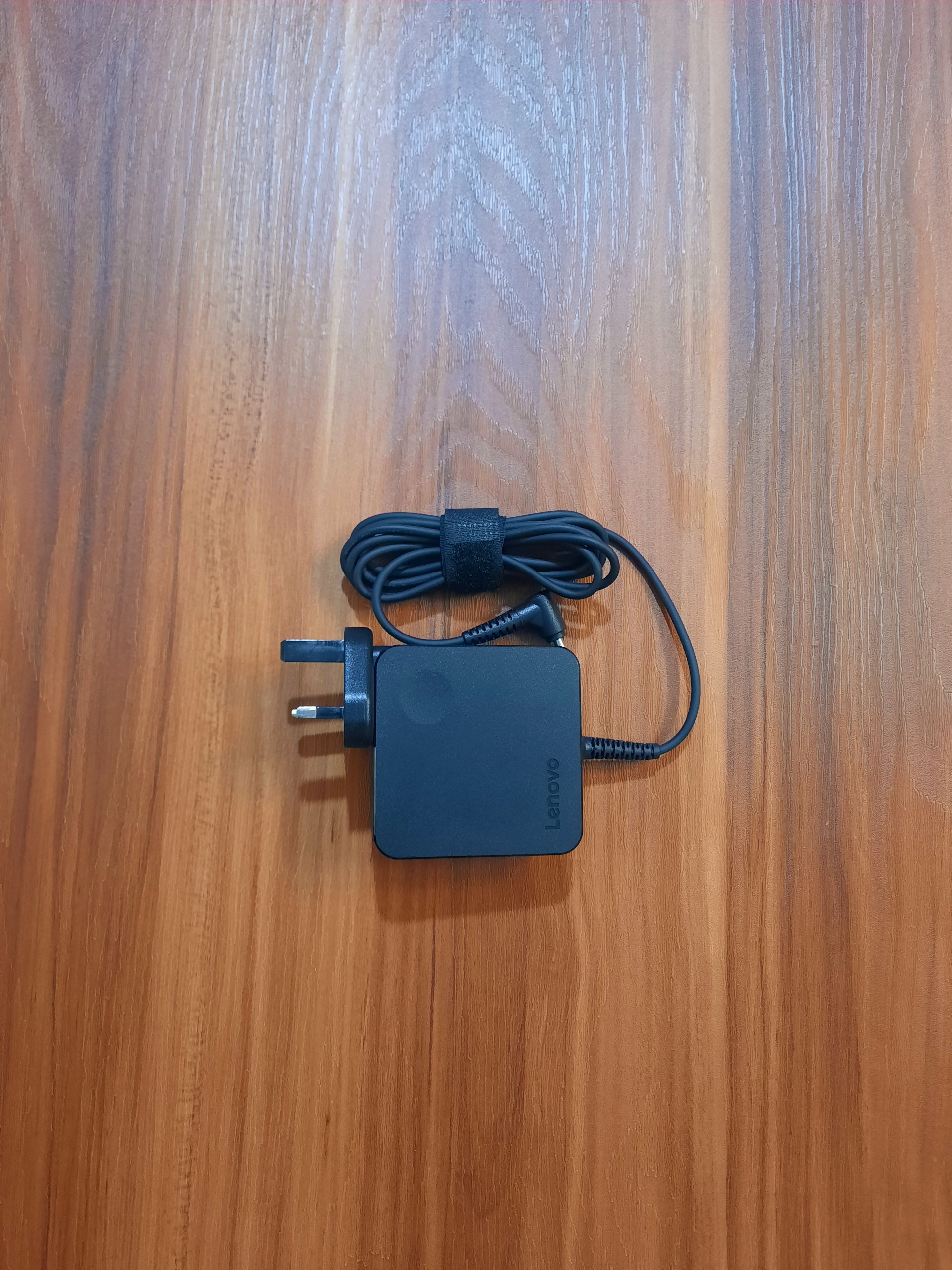 شارژر آداپتور لپ تاپ لنوو اصلی original