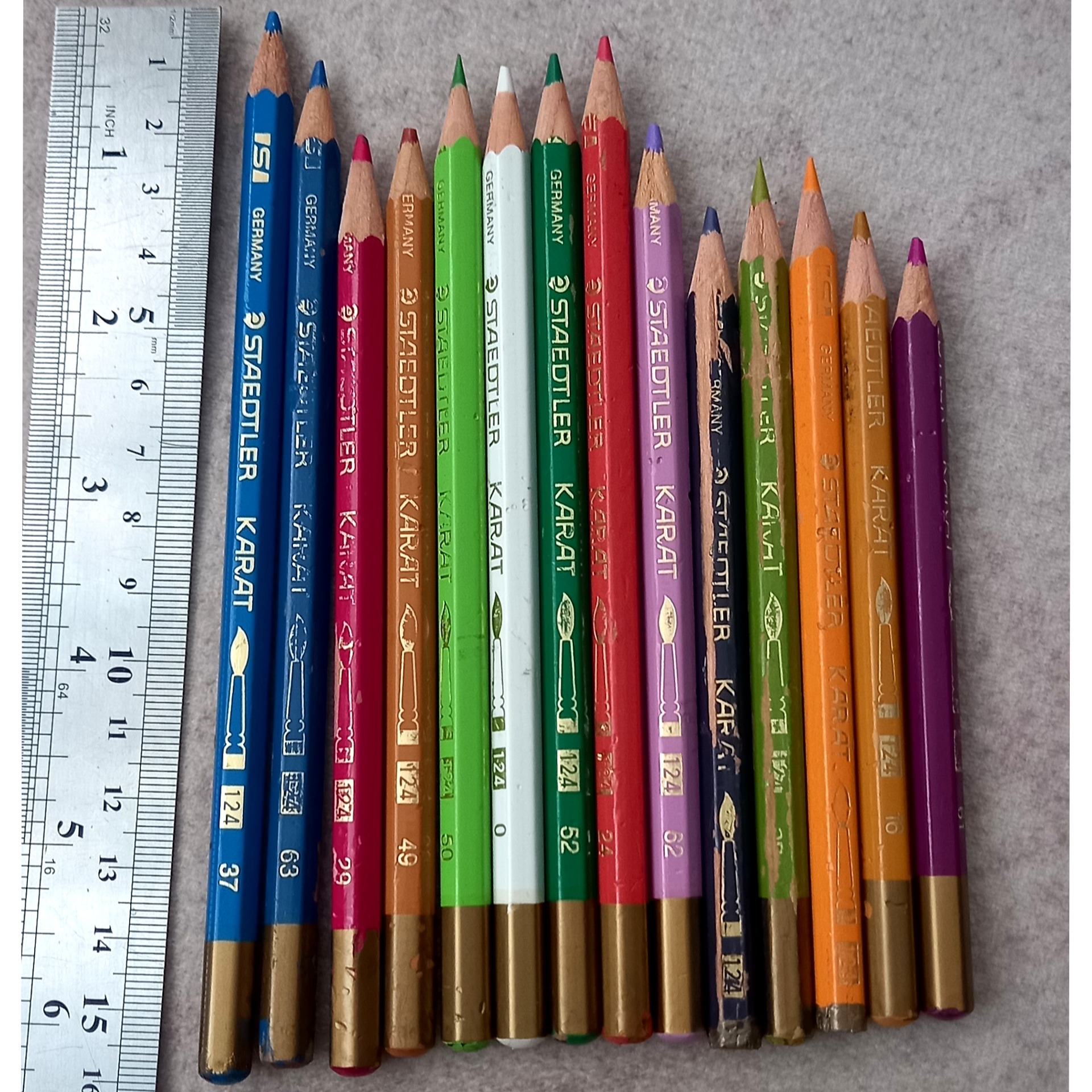 مداد رنگی استدلر KARAT