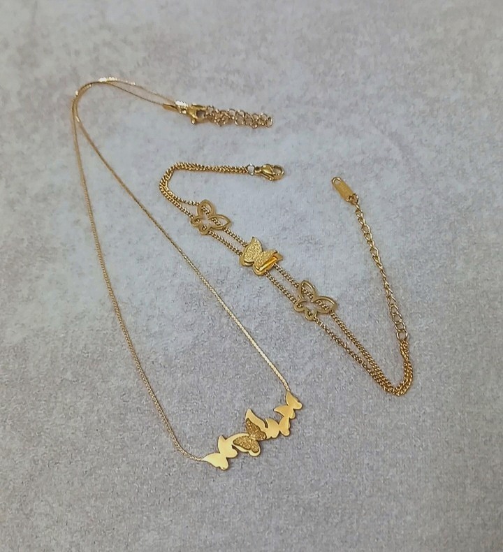 نیم ست رنگ ثابت مدل پروانه