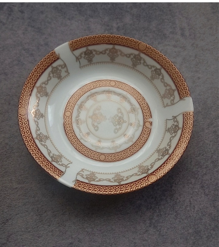 نعلبکی قدیمی ژاپنی