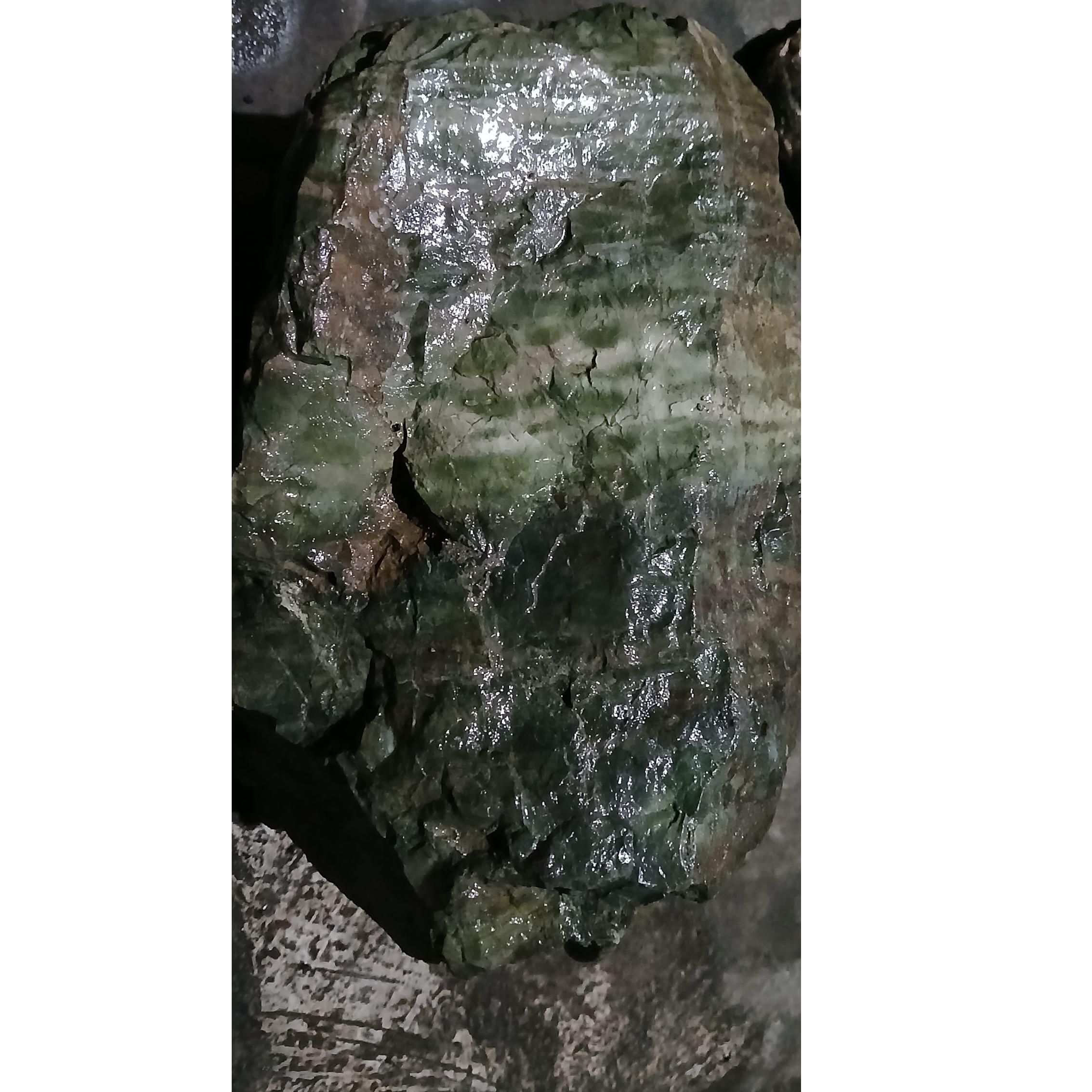 سنگ یشم راف