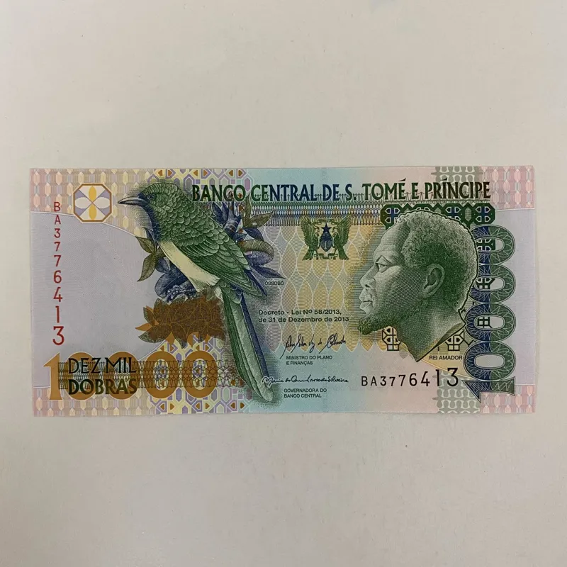 اسکناس سائوتومه 10000 دوبرا