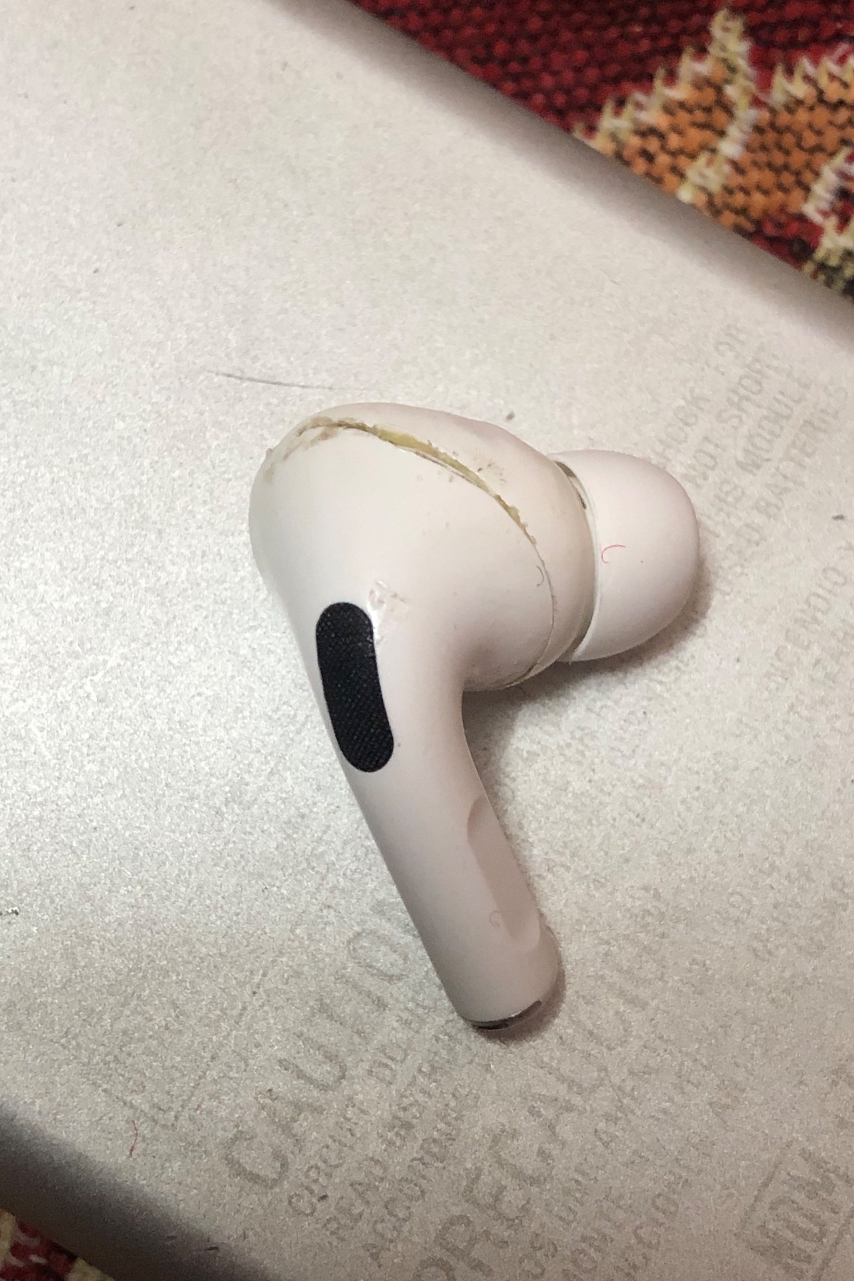 گوشی تکی ایرپادپرو اصلی ساخت اپل