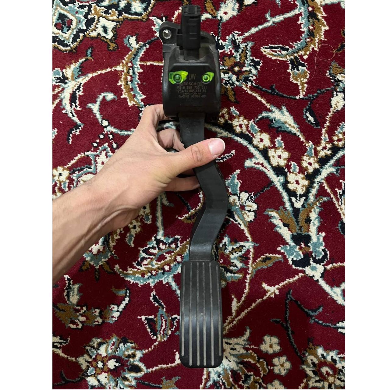 پدال گاز 5 سیم مناسب 206 (لیمیتر ساپورت) برند بوش