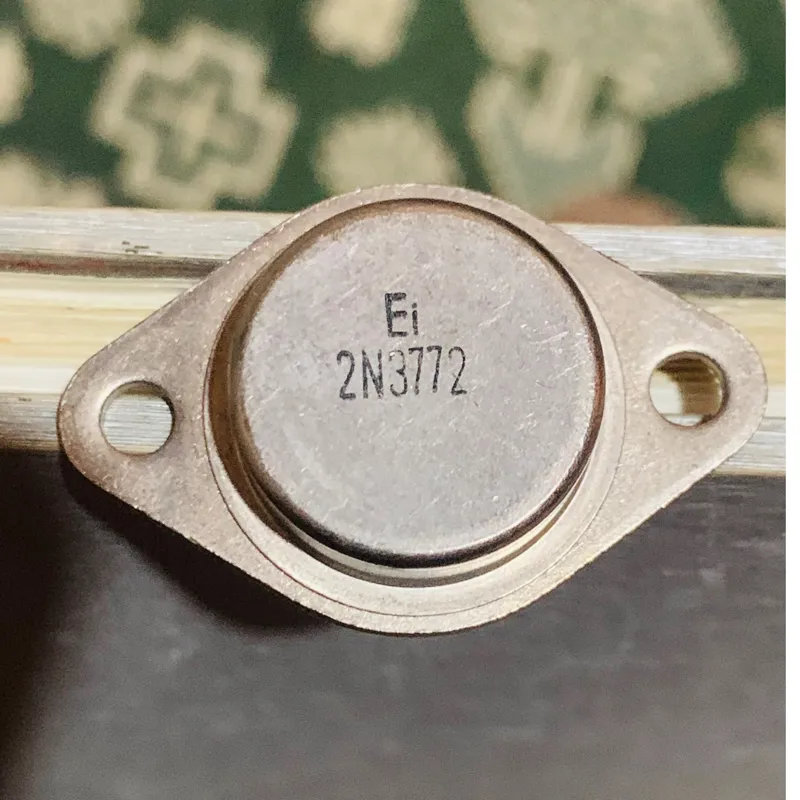 ترانزیستور 2N 3772