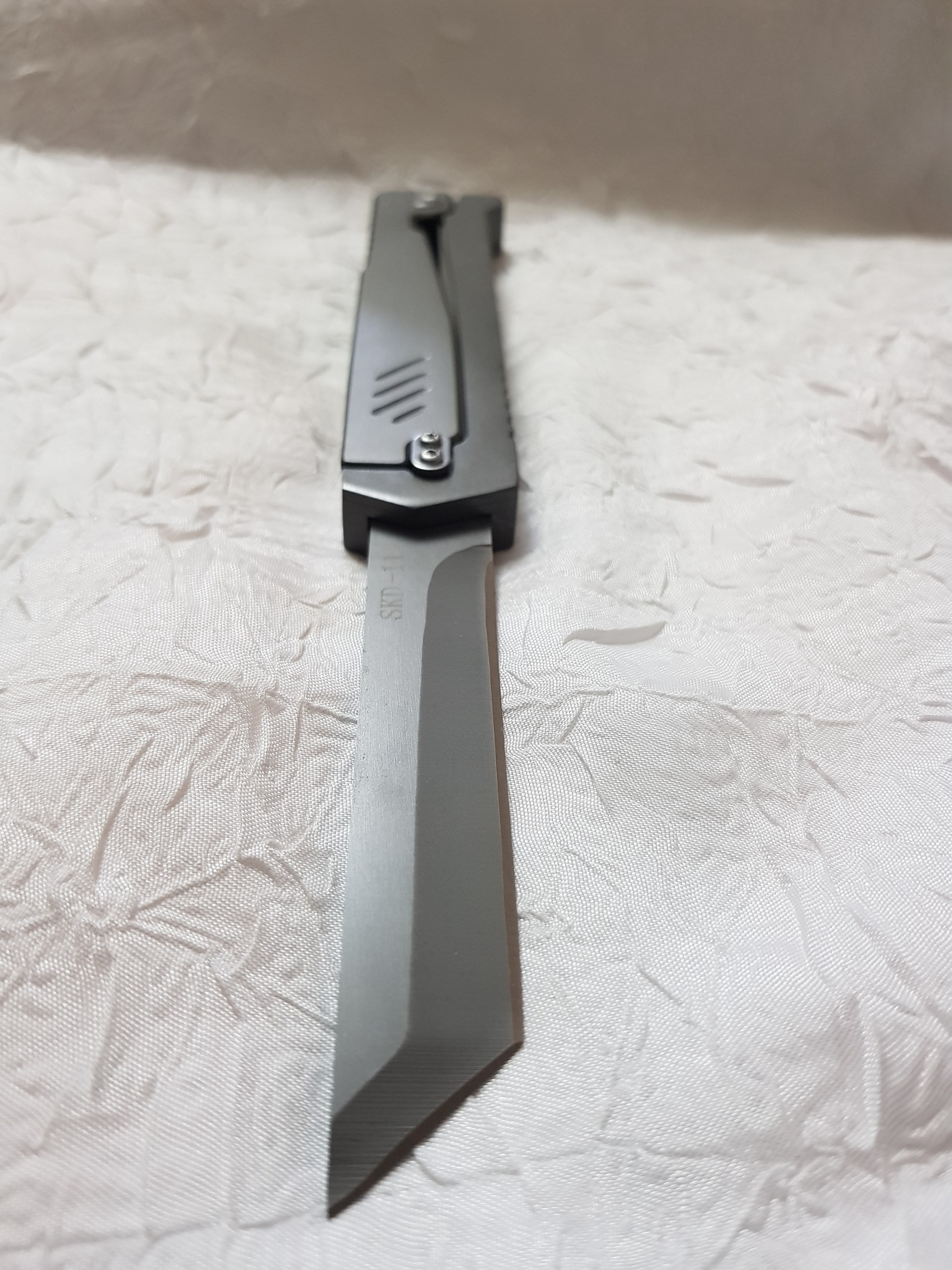 چاقو معرکه اهرمی