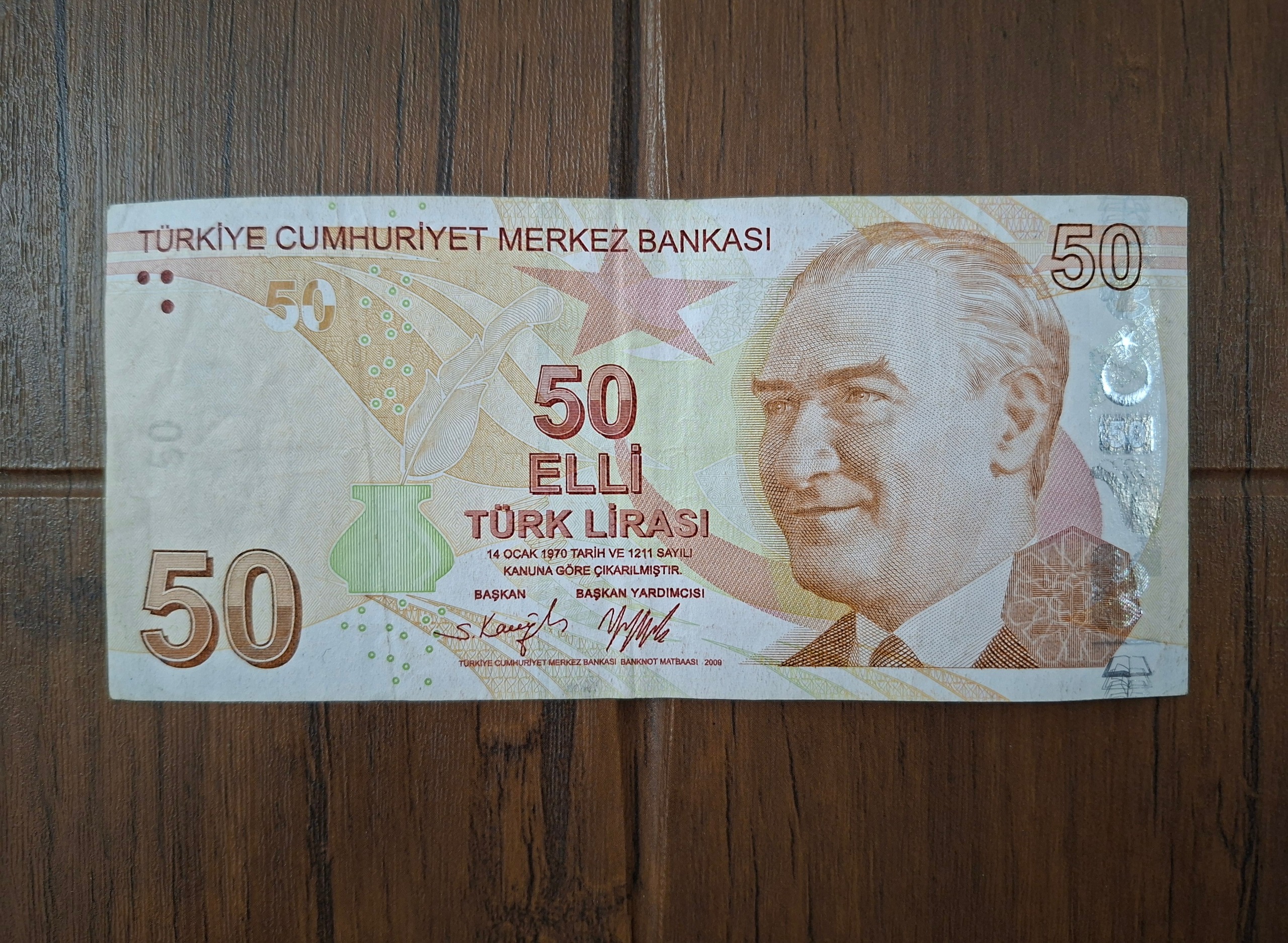 اسکناس 50 لیر ترکیه کمیابترین امضا
