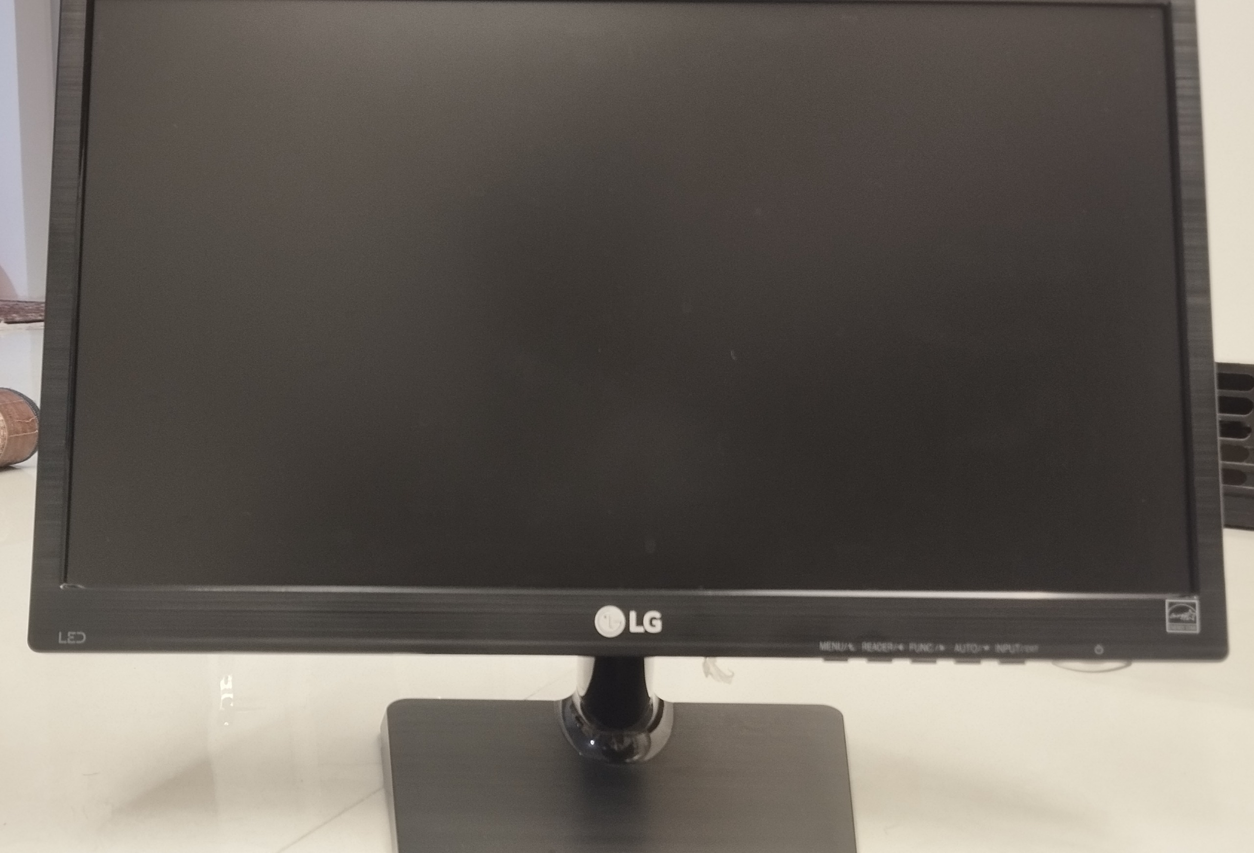 مانیتور LG بیست اینج 20M37A-B