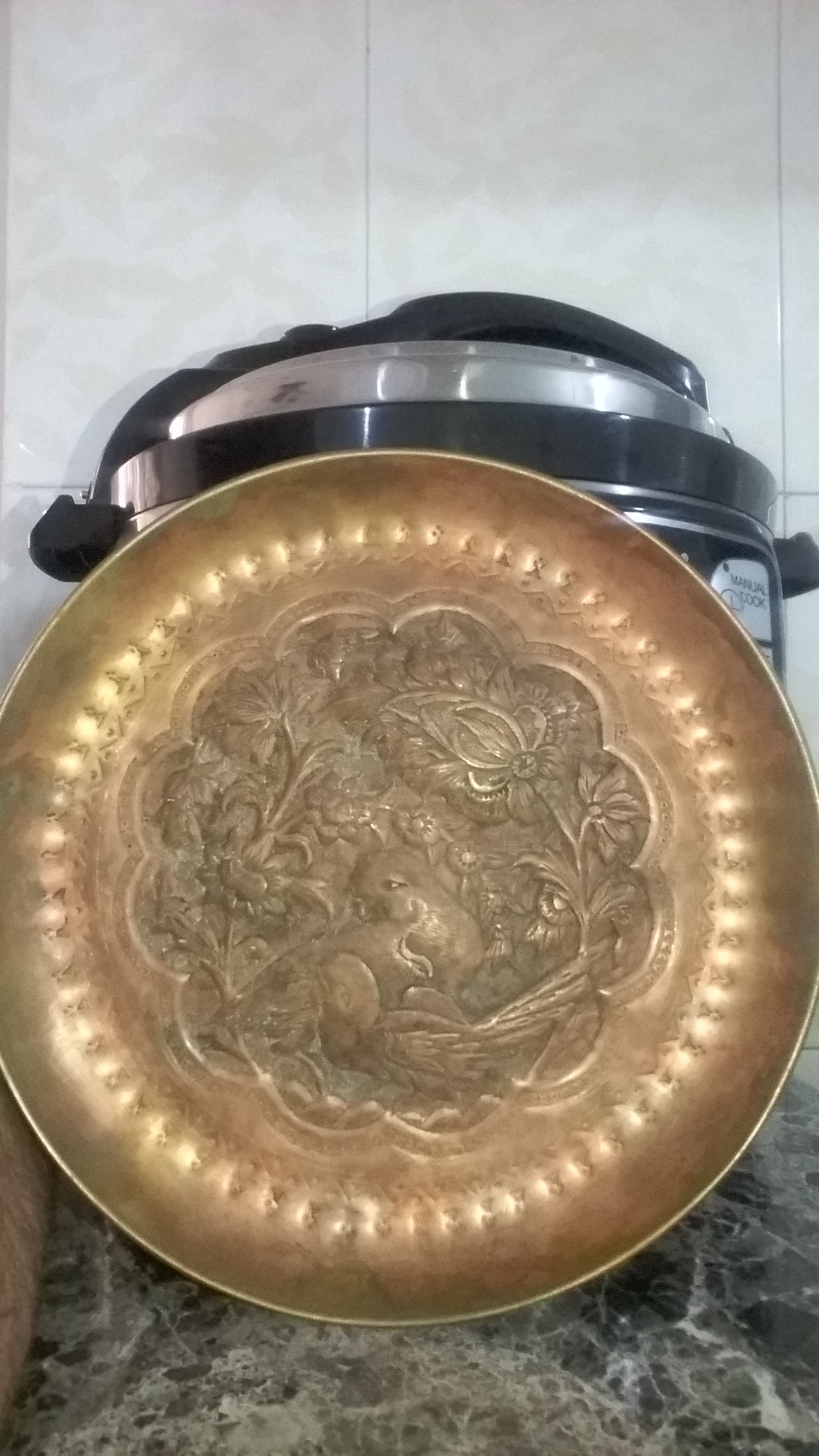 سینی مسی قلمکاری ویک عدد کاسه کوچک مسی