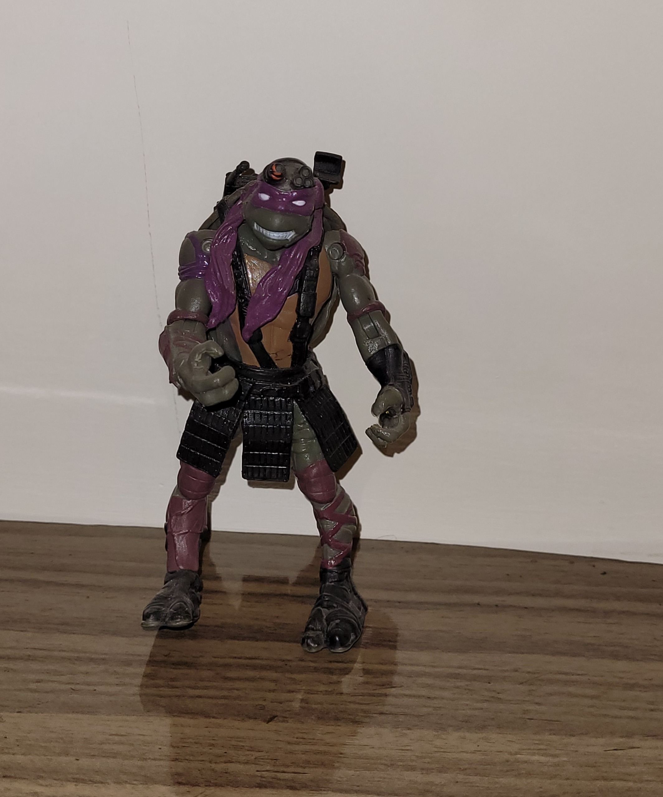 اکشن فیگور لاک پشت نینجا (داناتلو) برند پلی میتس