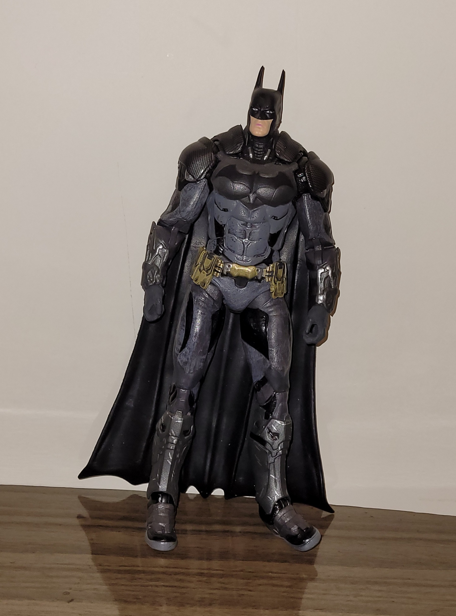 اکشن فیگور مفصلی بتمن - برند دی سی کامیکس