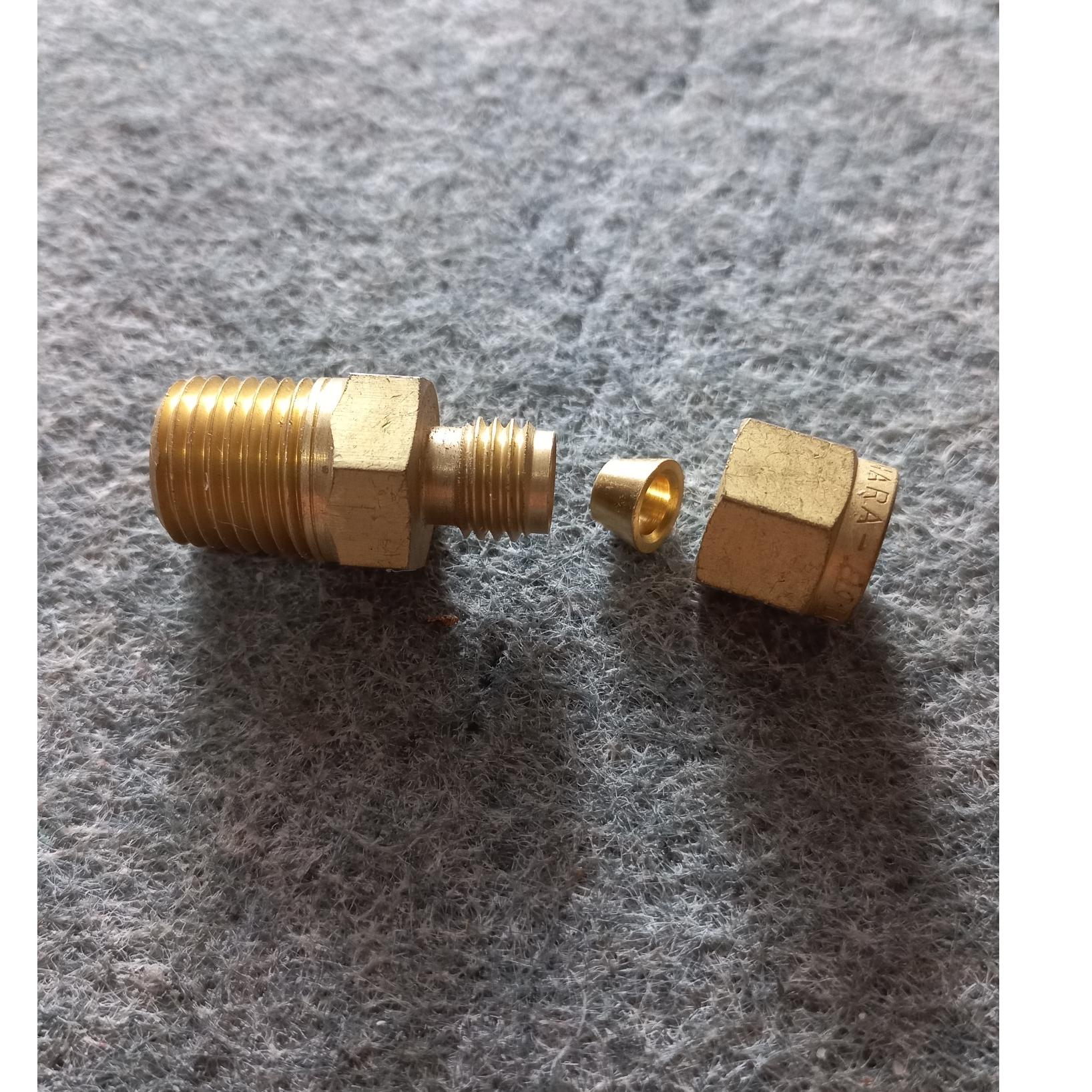 8کوپلینگ ،کانکتور خارجی