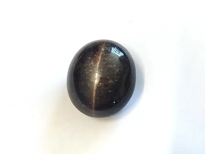 نگین چشم گربه اسکاپولیت اصل کاملا طبیعی