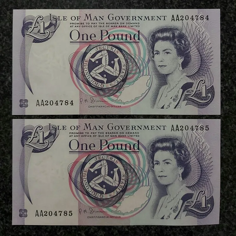 جفت بانکی اسکناس یک پوندی مان با تصویر ملکه