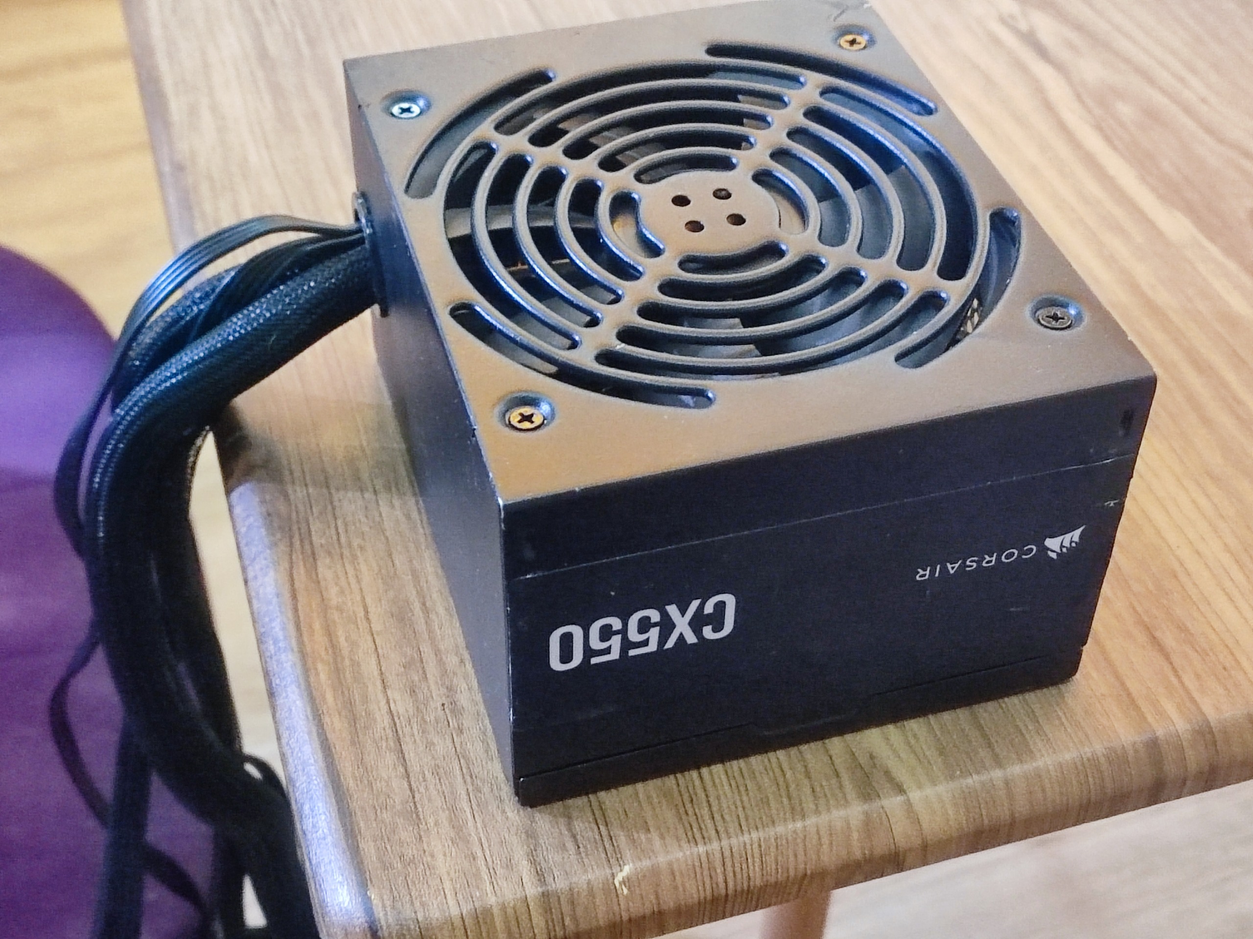 پاور کورسیر مدل CX550