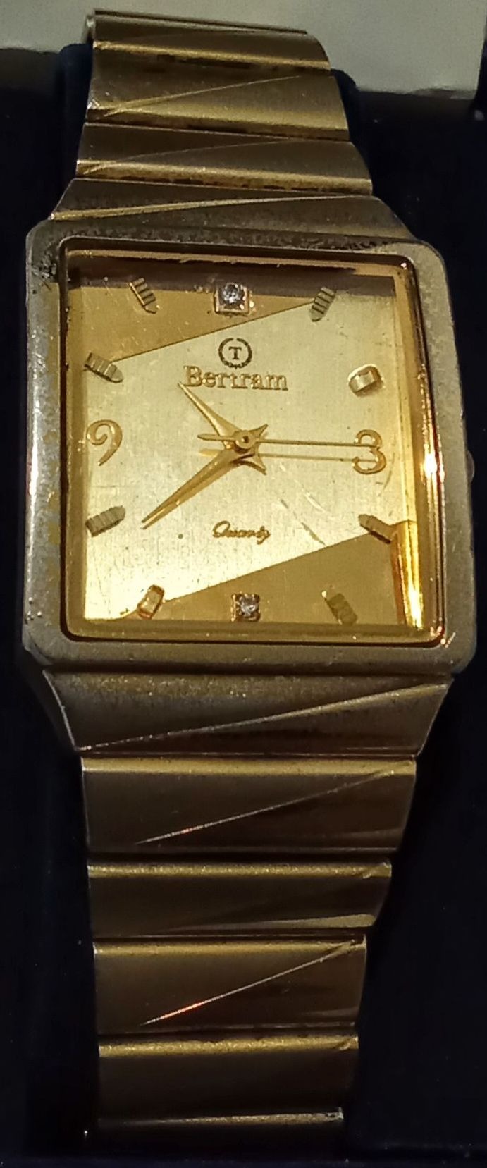 زیبایی خیره کننده طلا22 دار BRETRAM