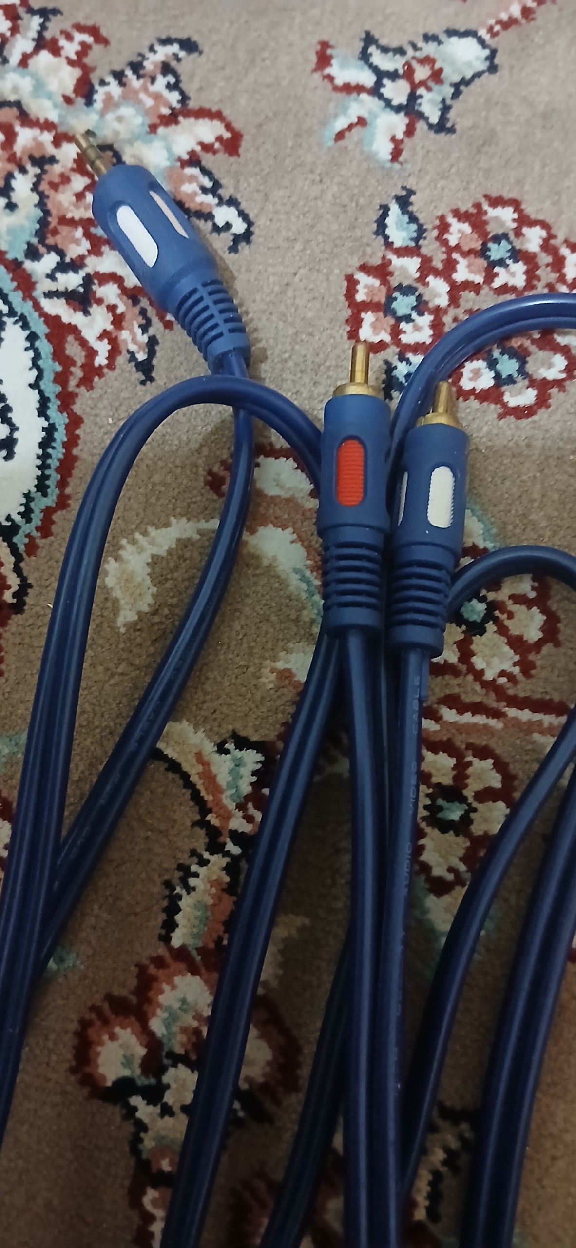 کابل یک به دو اندازه 180 ساتنی
