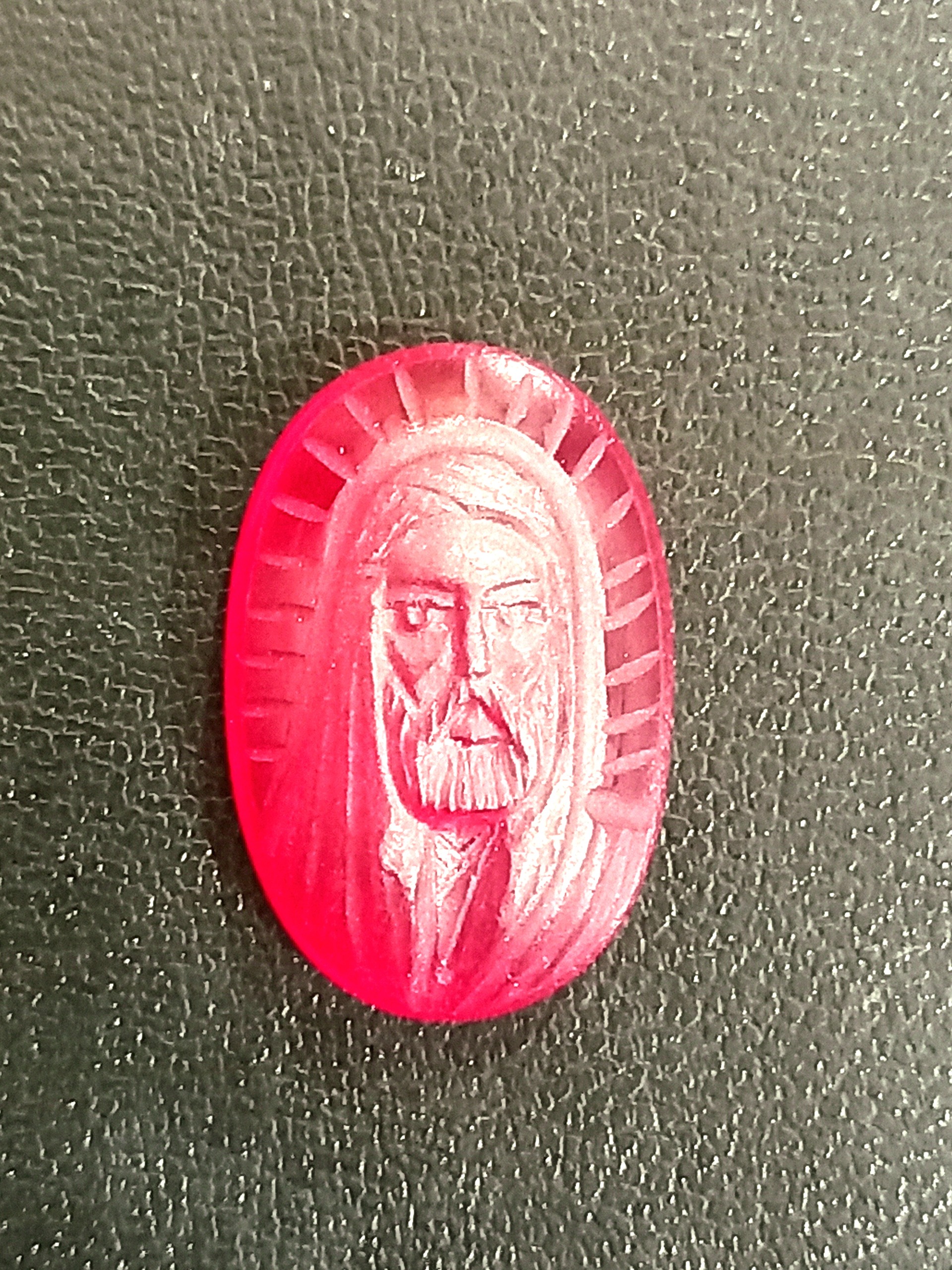 نگین یاقوت قدیمی مناسب انگشتر یا گردنبند