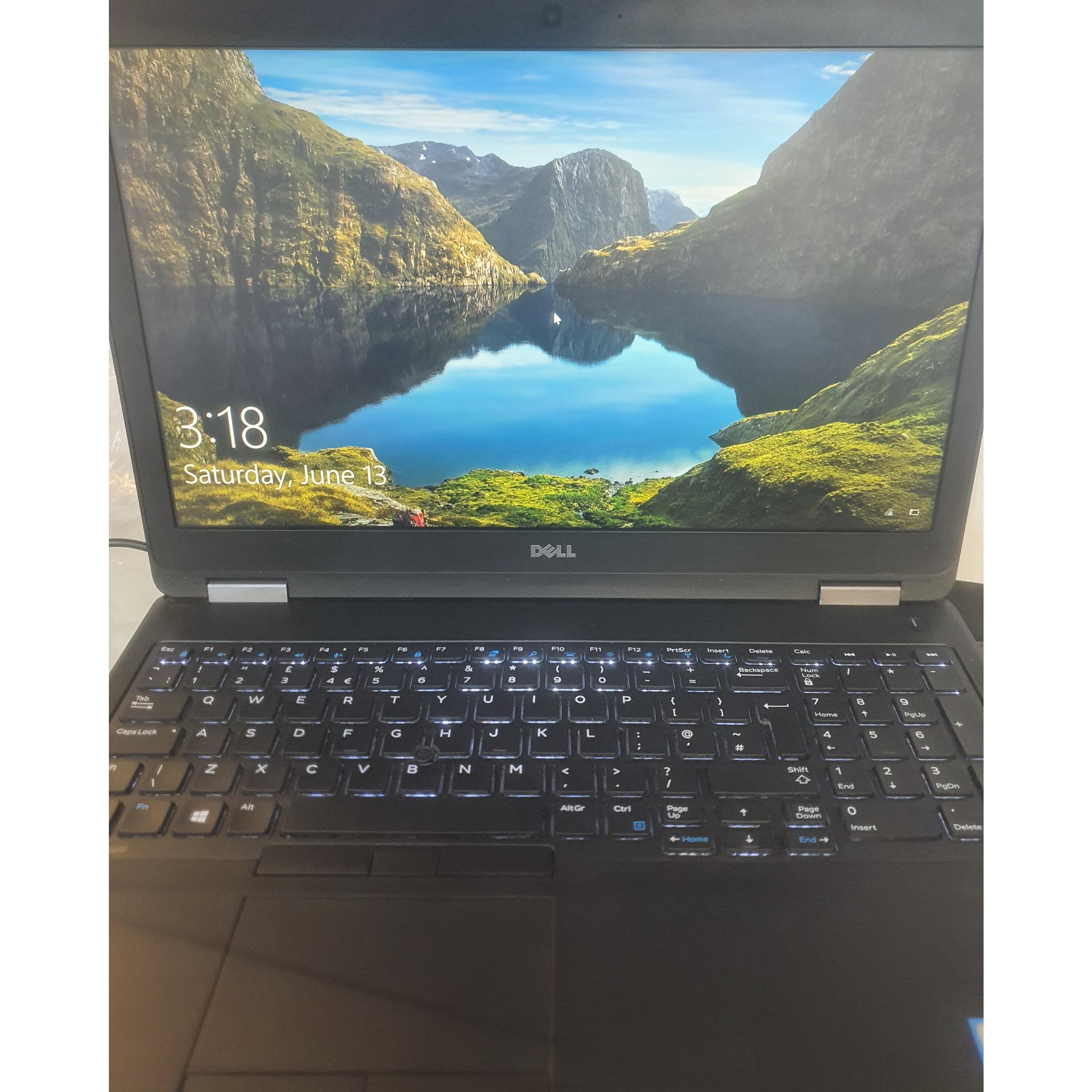لپ تاپ dell مدل 5570