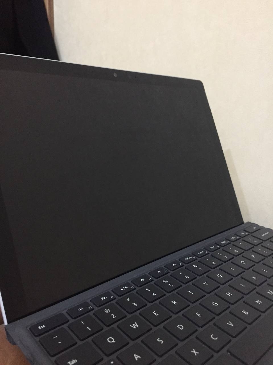 سرفیس پرو 7 - i5 - ram 8