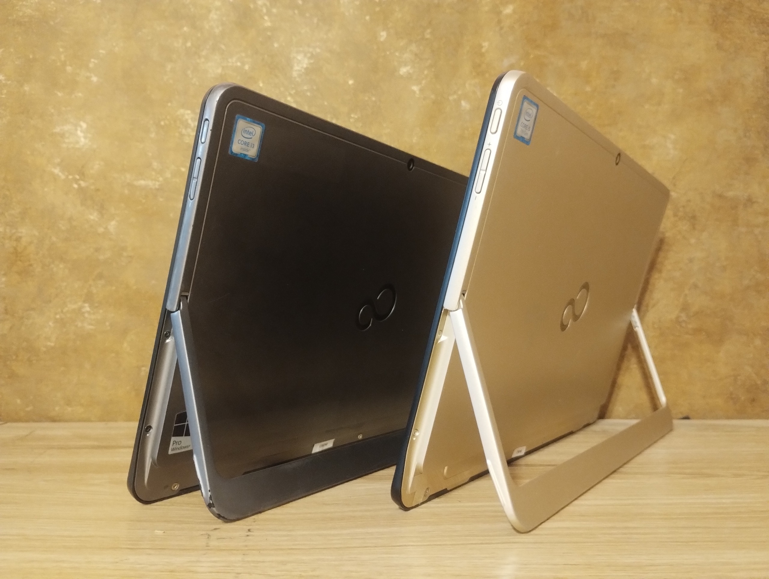 فوجیتسو 12 اینچ Core i5 نسل 7