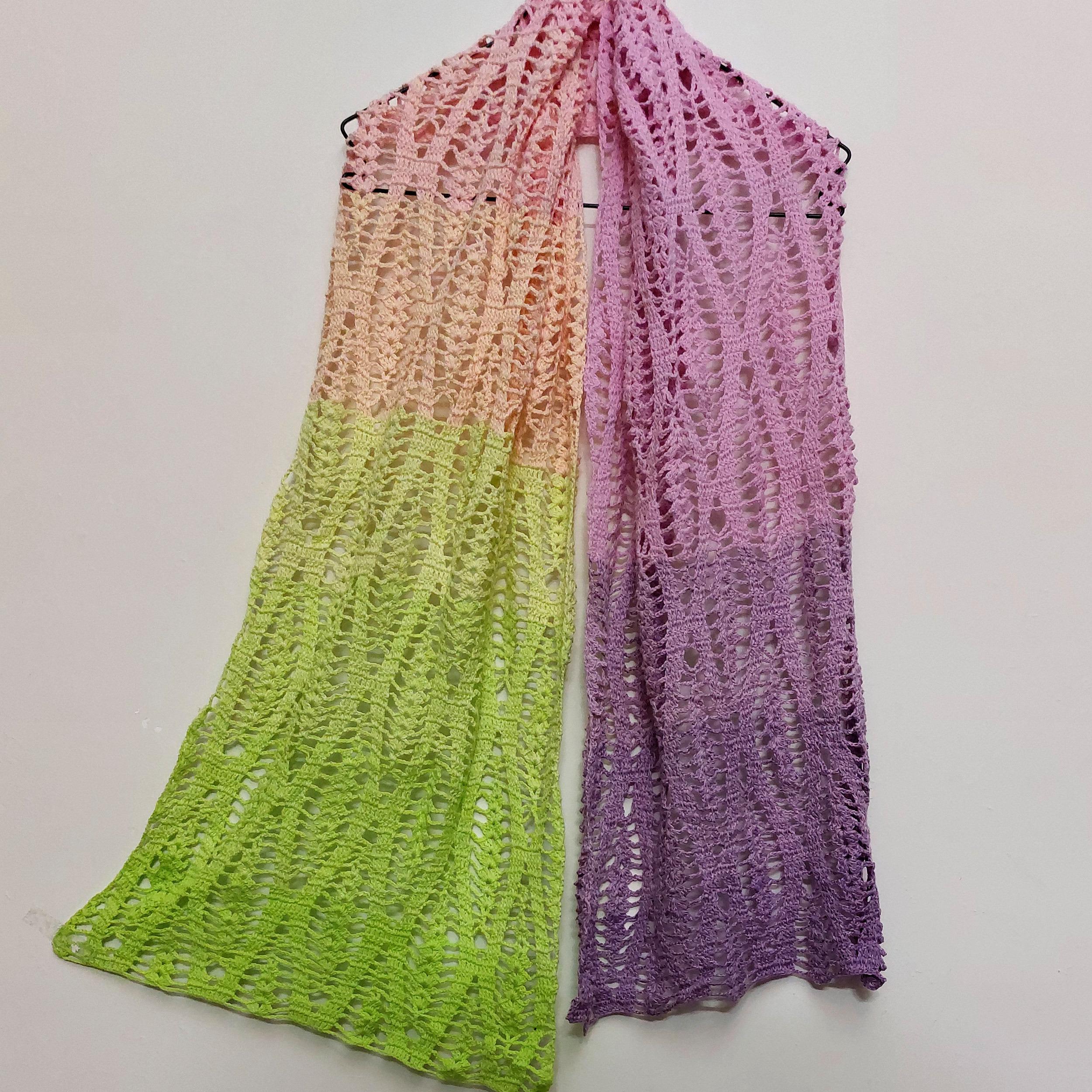 شال گردن بافته شده با کاموای ترک