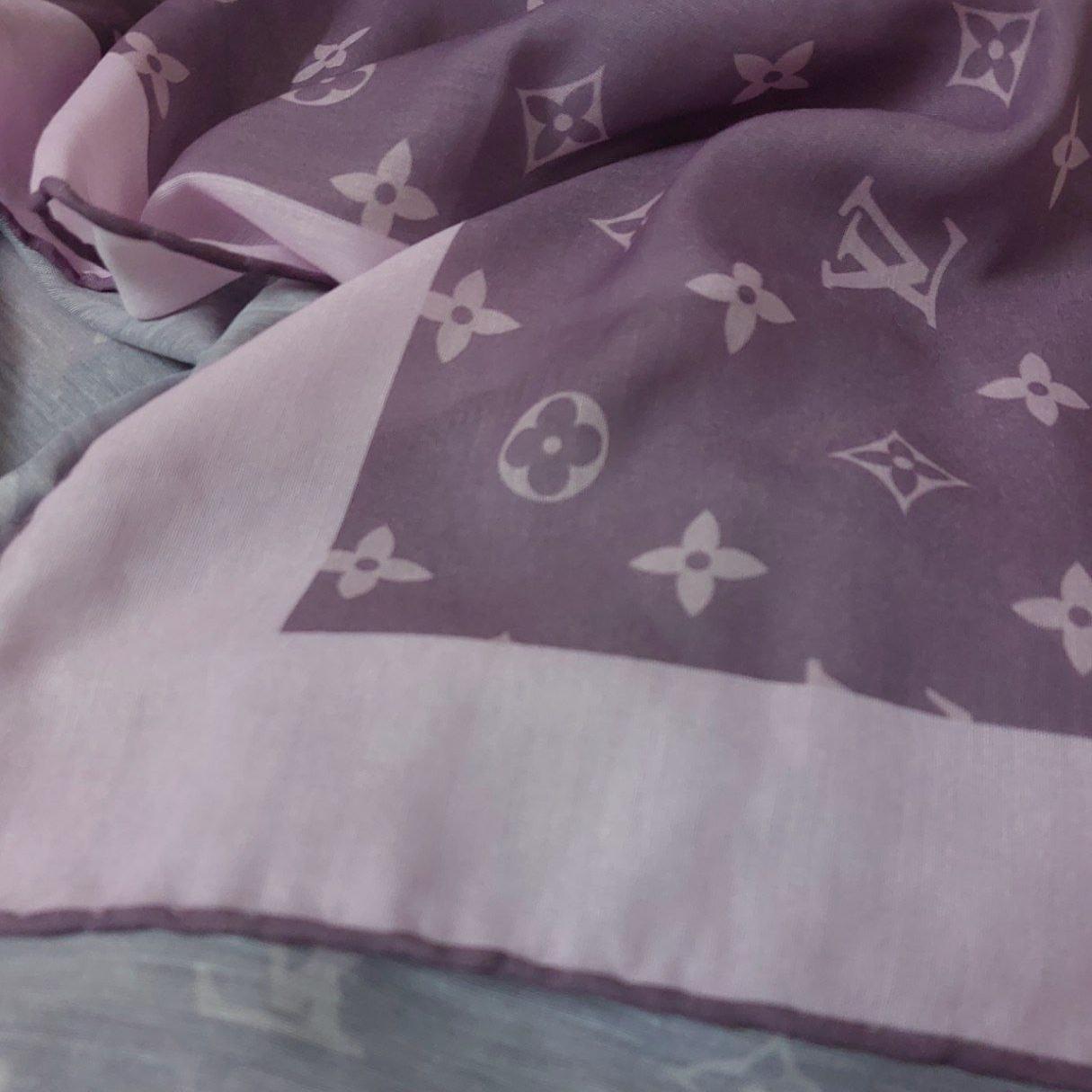 روسری نخی طرح مارک قواره 135