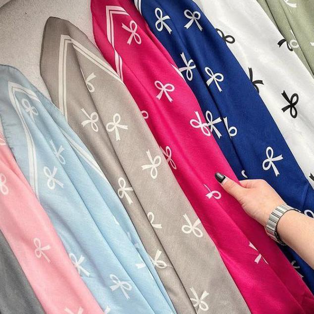 مینی اسکارف طرح پاپیون