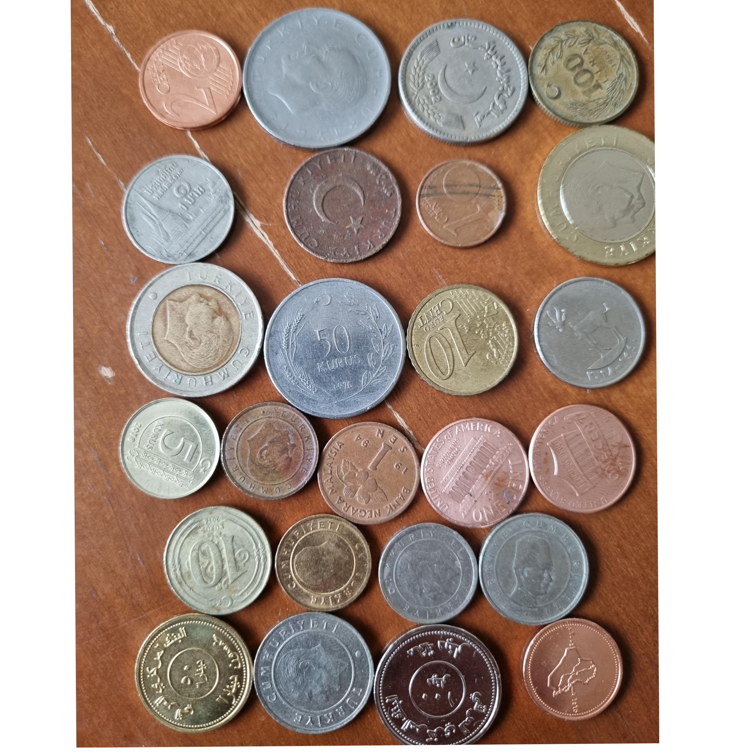 پکیج اقتصادی 25 سکه خارجی غیرتکراری