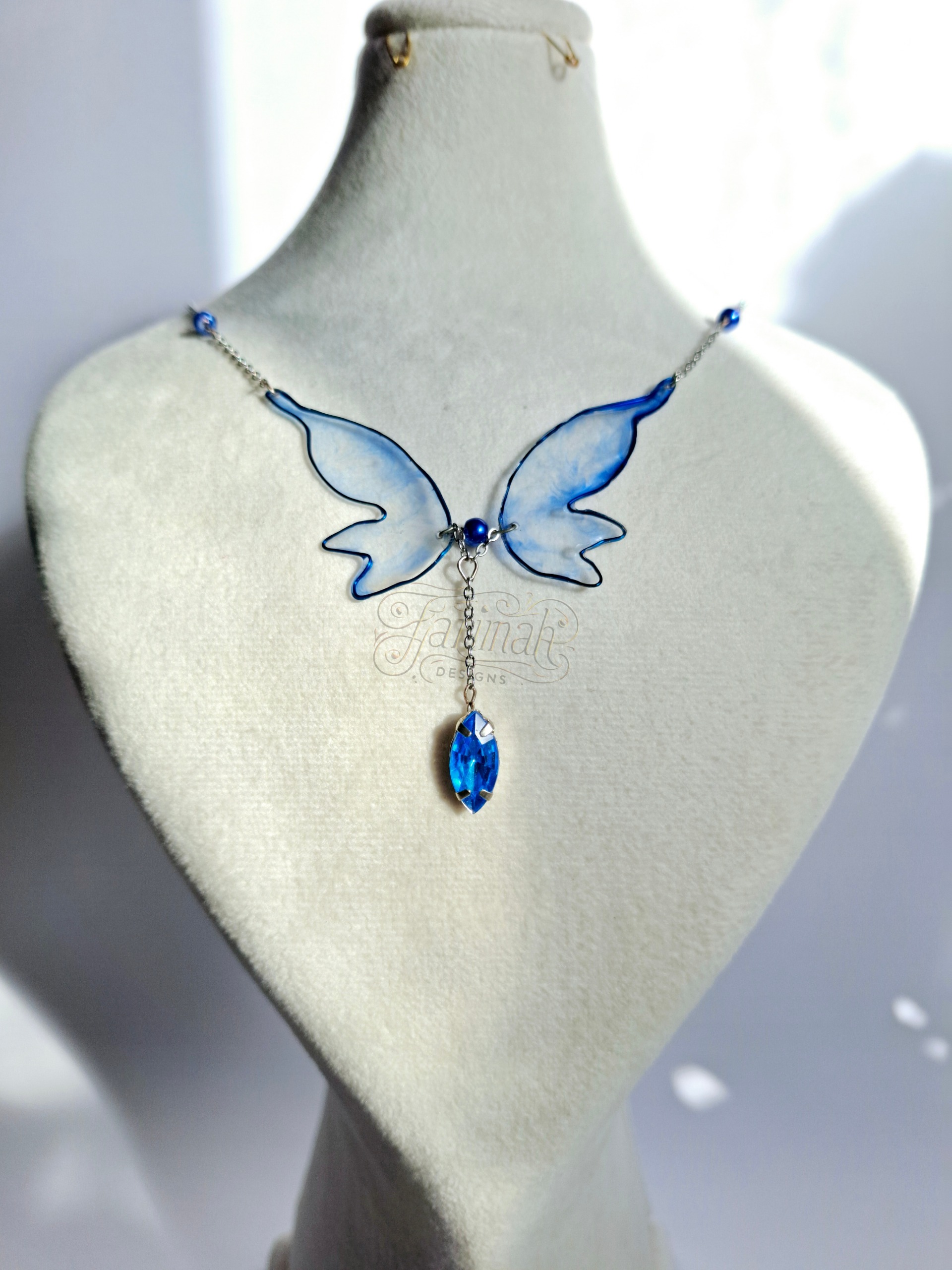 گردنبند پینترستی نیمه استیل مدل پروانه آبی