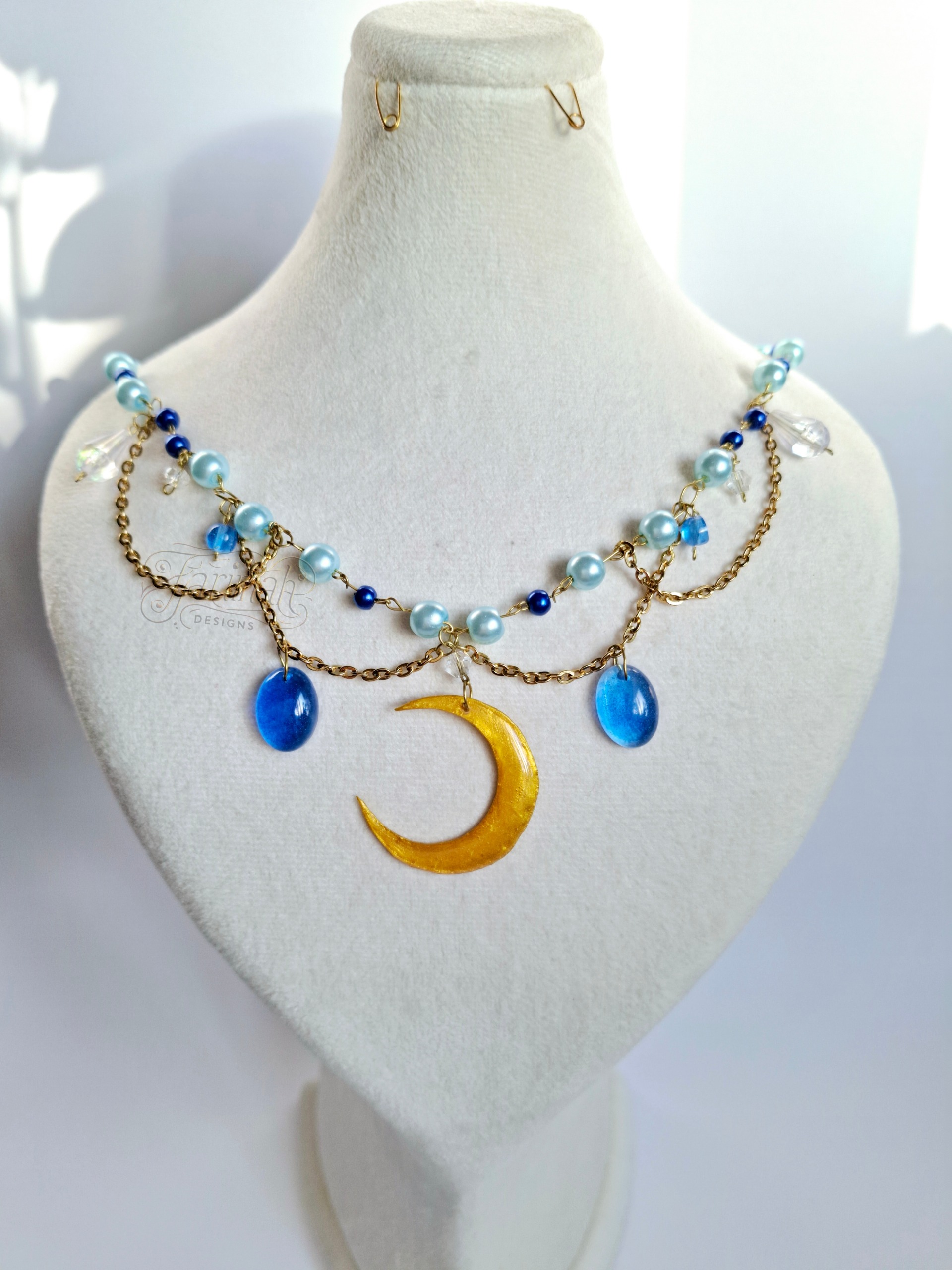 گردنبند پینترستی تمام استیل مدل ماه طلایی