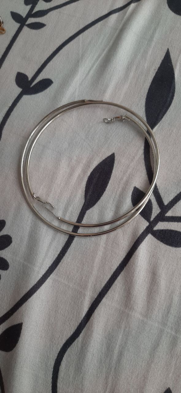 گوشوار حلقه ای بزرگ