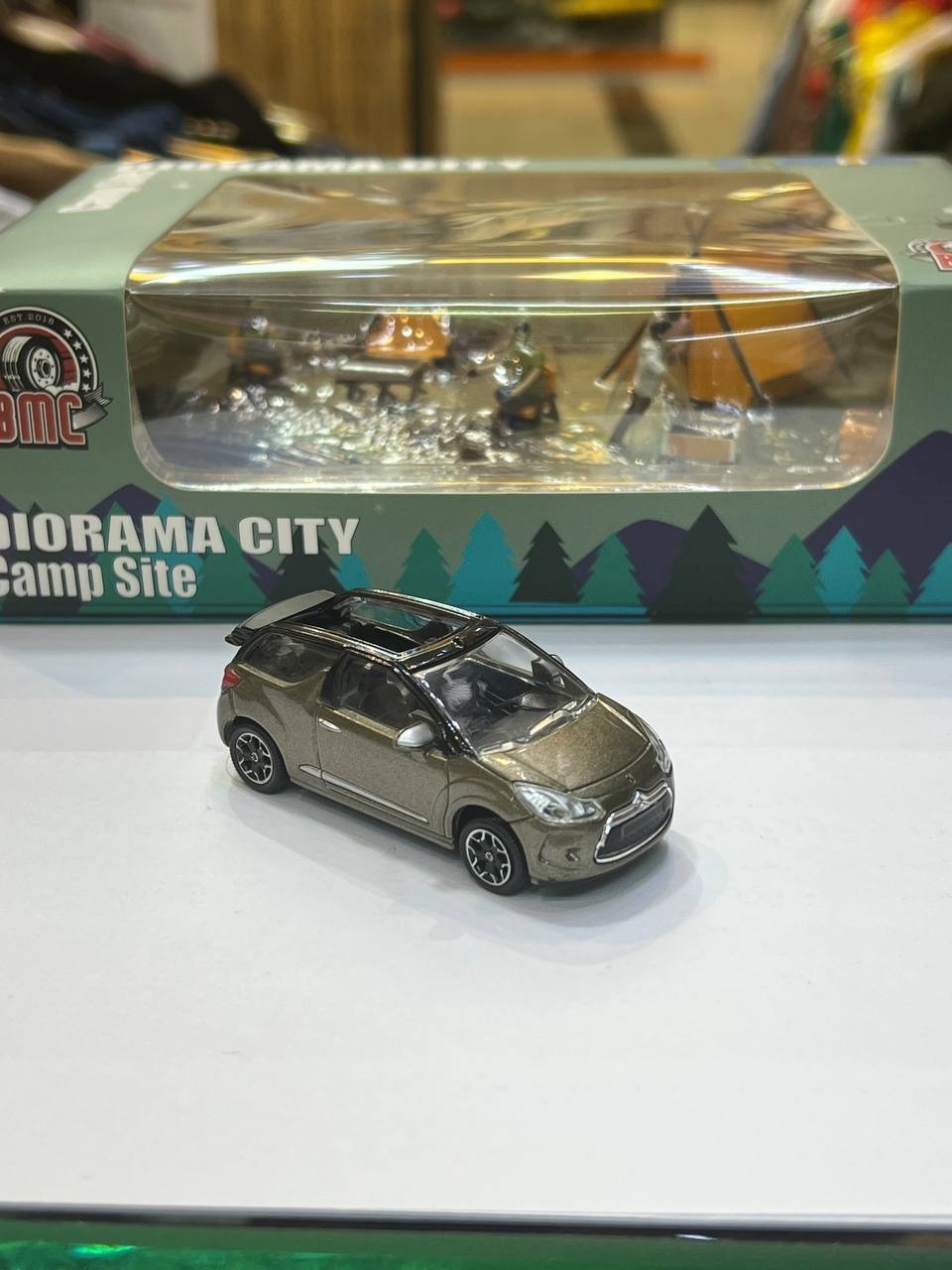 ماکت سیتروئن ds3 norev 1/64