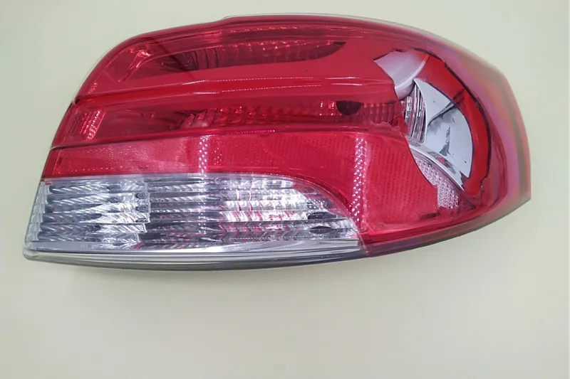 خطر عقب رانا پلاس