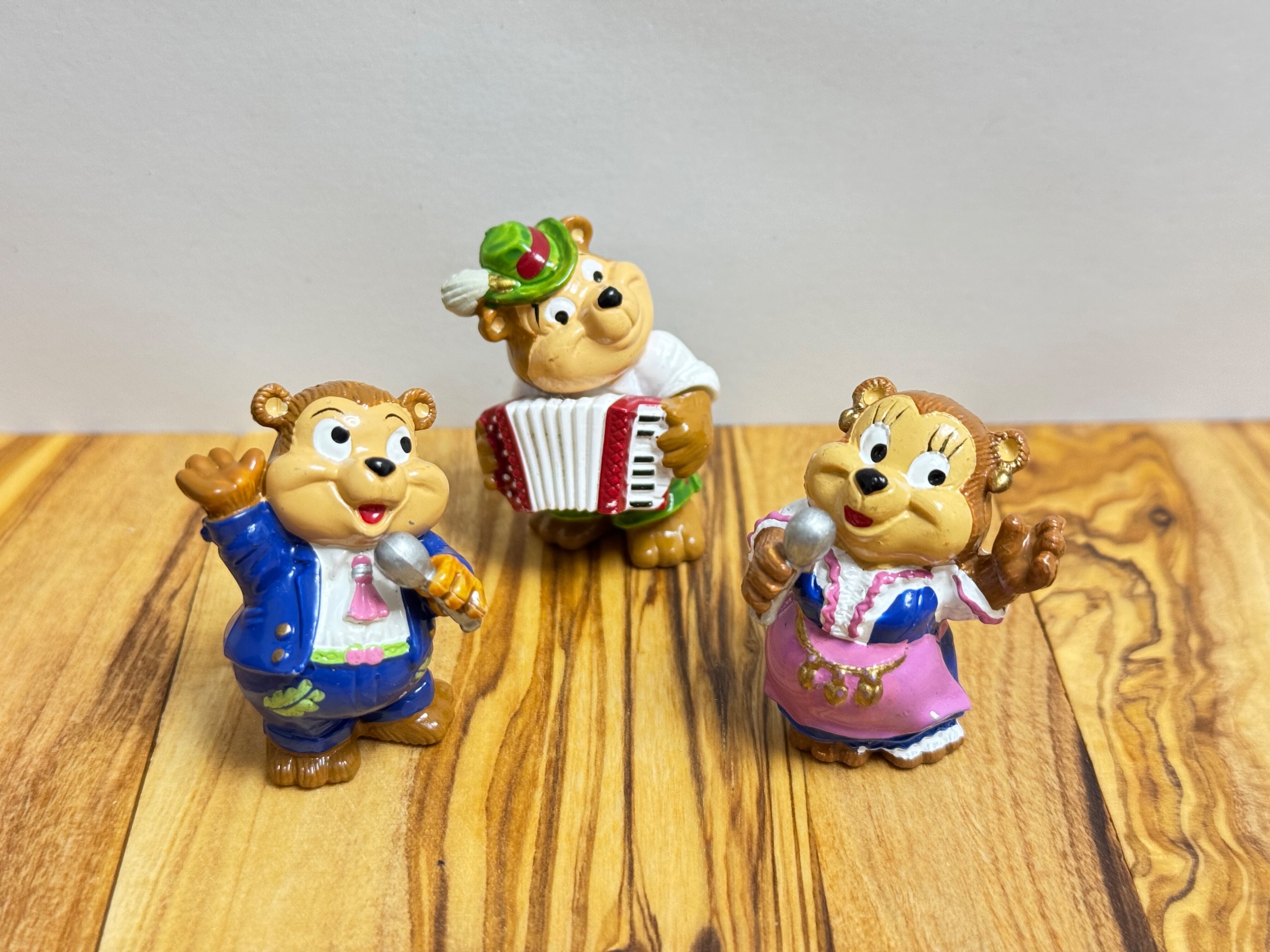 ست 10 تایی تدی سری نوازنده ها تخم مرغ شانسی کیندر