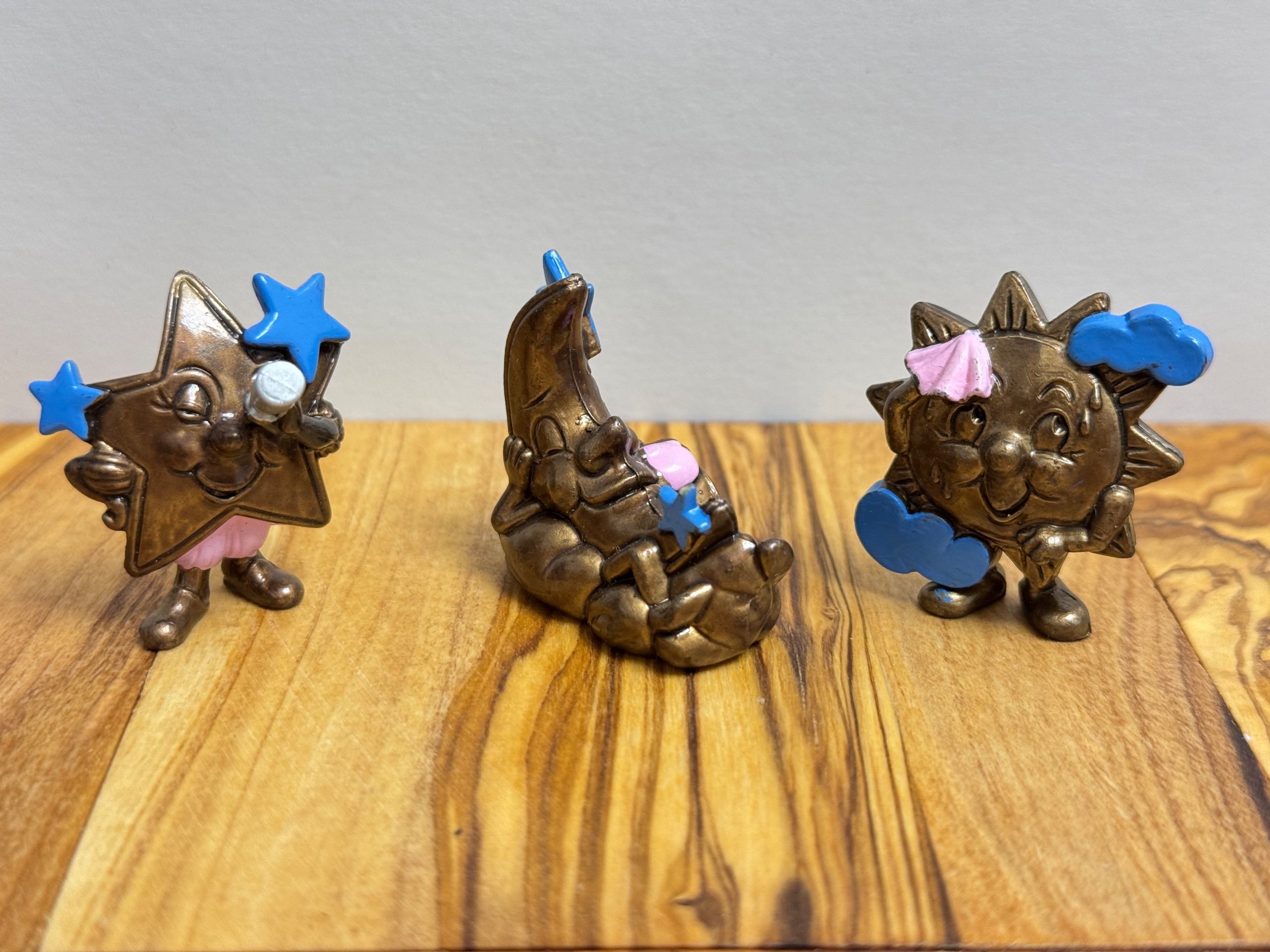 ست 3 تایی خورشید ماه ستاره از تخم مرغ شانسی کیندر