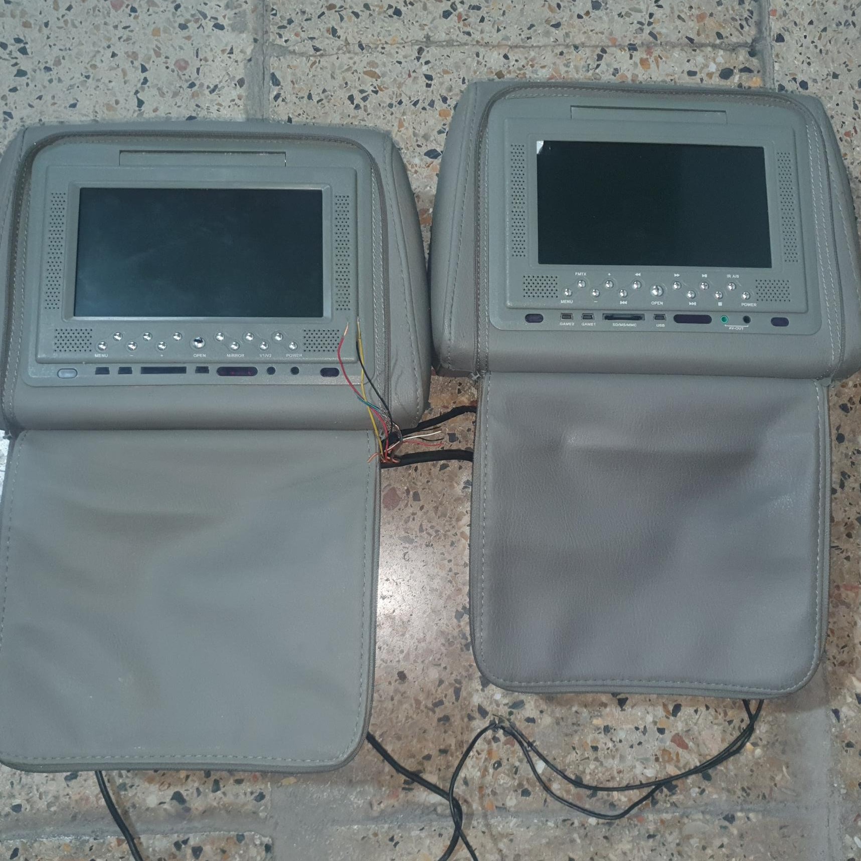 مانیتور سر صندلی