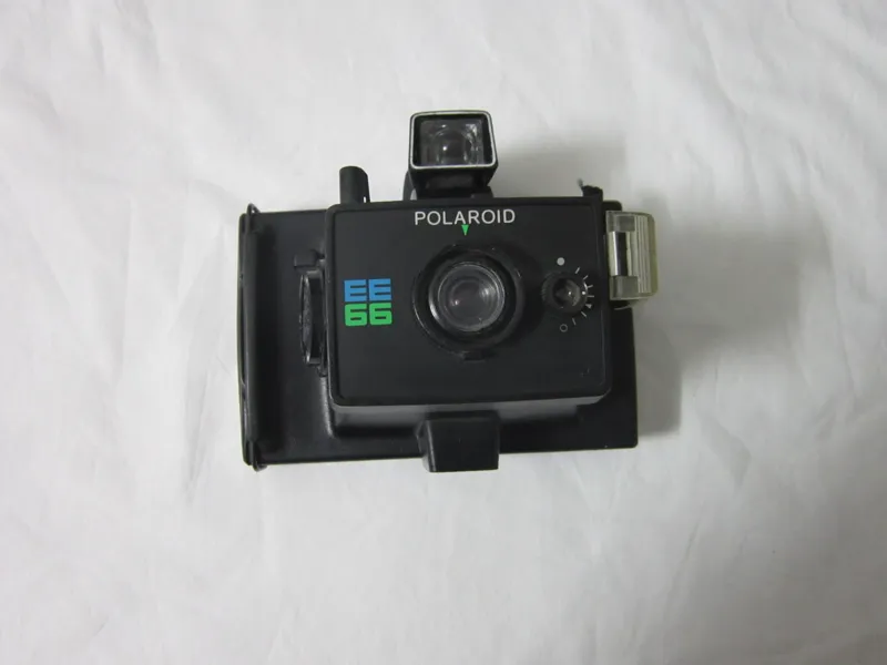 دوربین پولاروید EE66