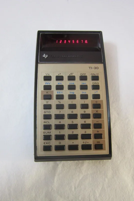 ماشین حساب قدیمی texas instruments