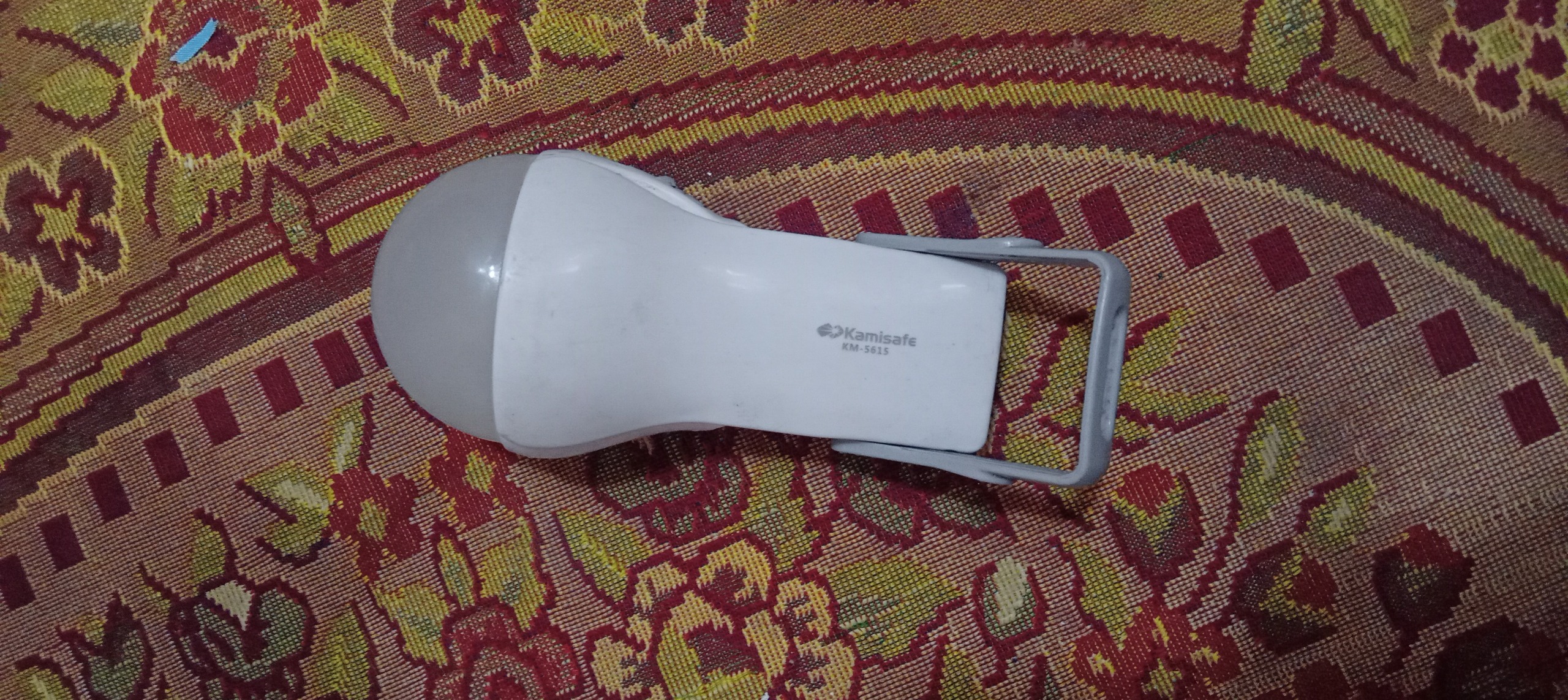 چراغ قوه شارژی