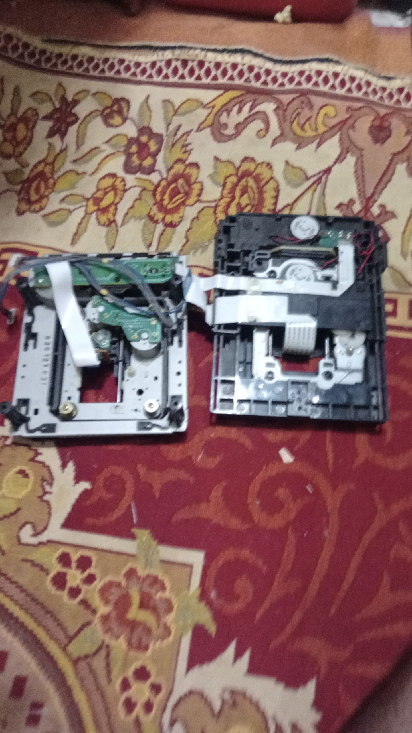 2 عدد مکانیزم دی وی دی