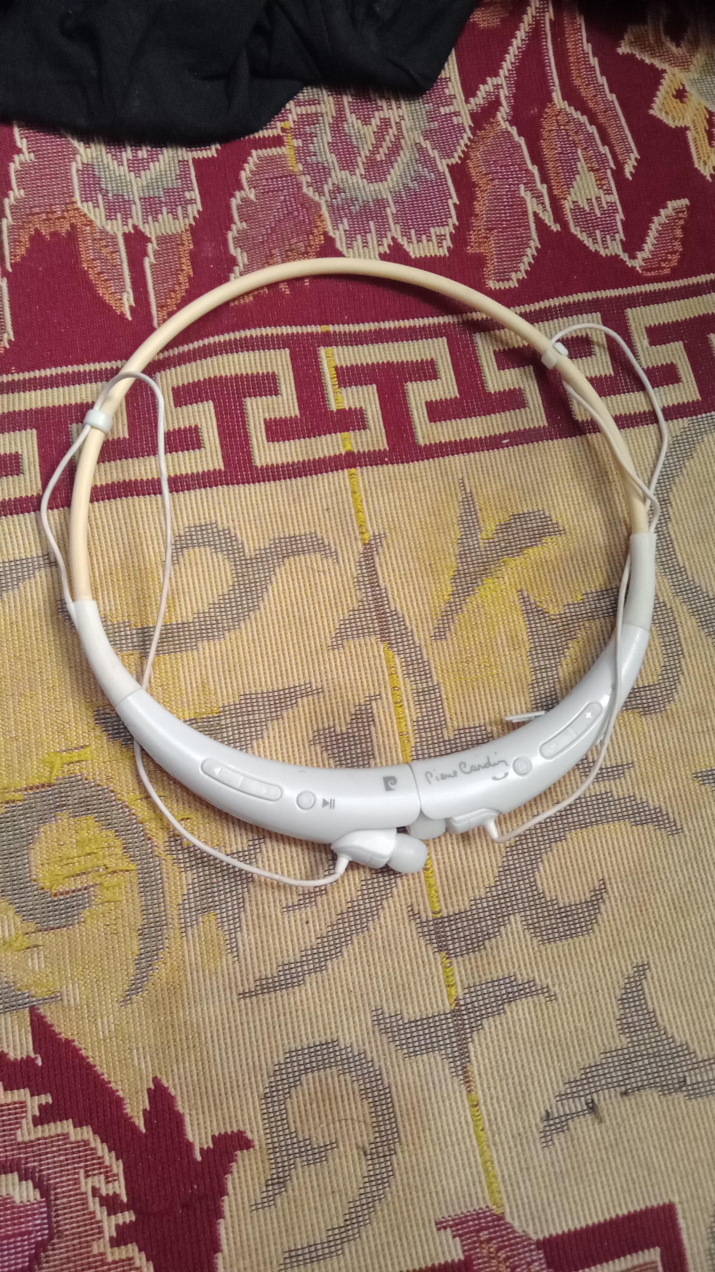 هندزفری گردنی HBS740