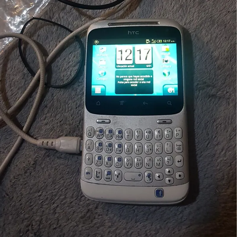 گوشی htc چاو چاو