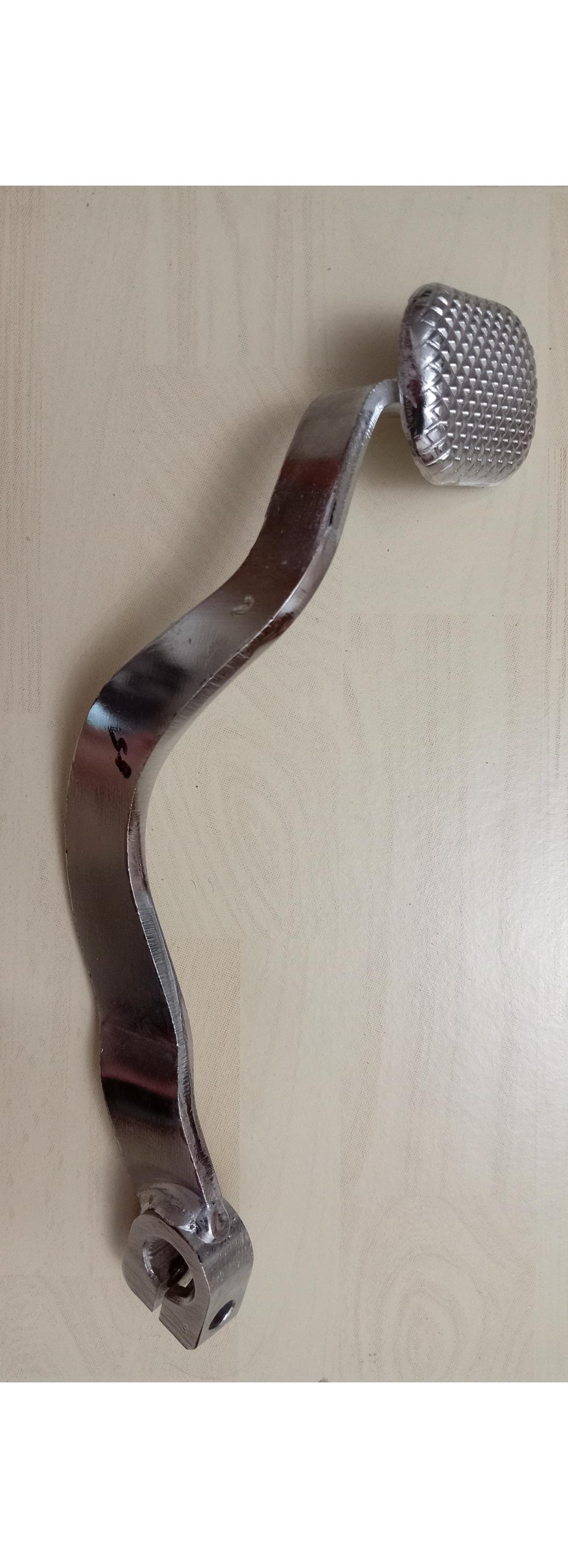 پدال ترمز پالس 180 ، پولسار 180