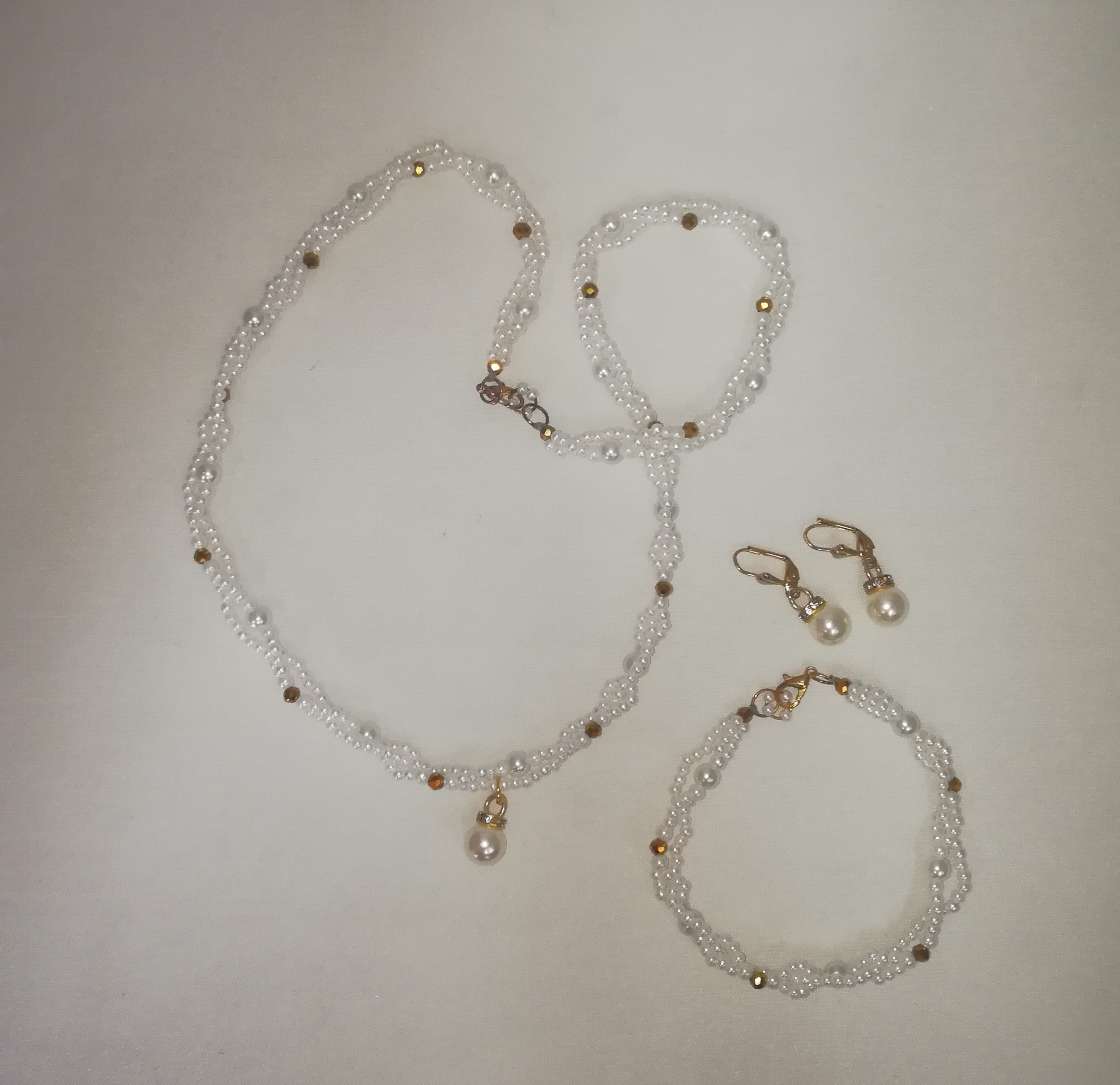 سرویس مروارید شیک و خاص با جعبه هدیه