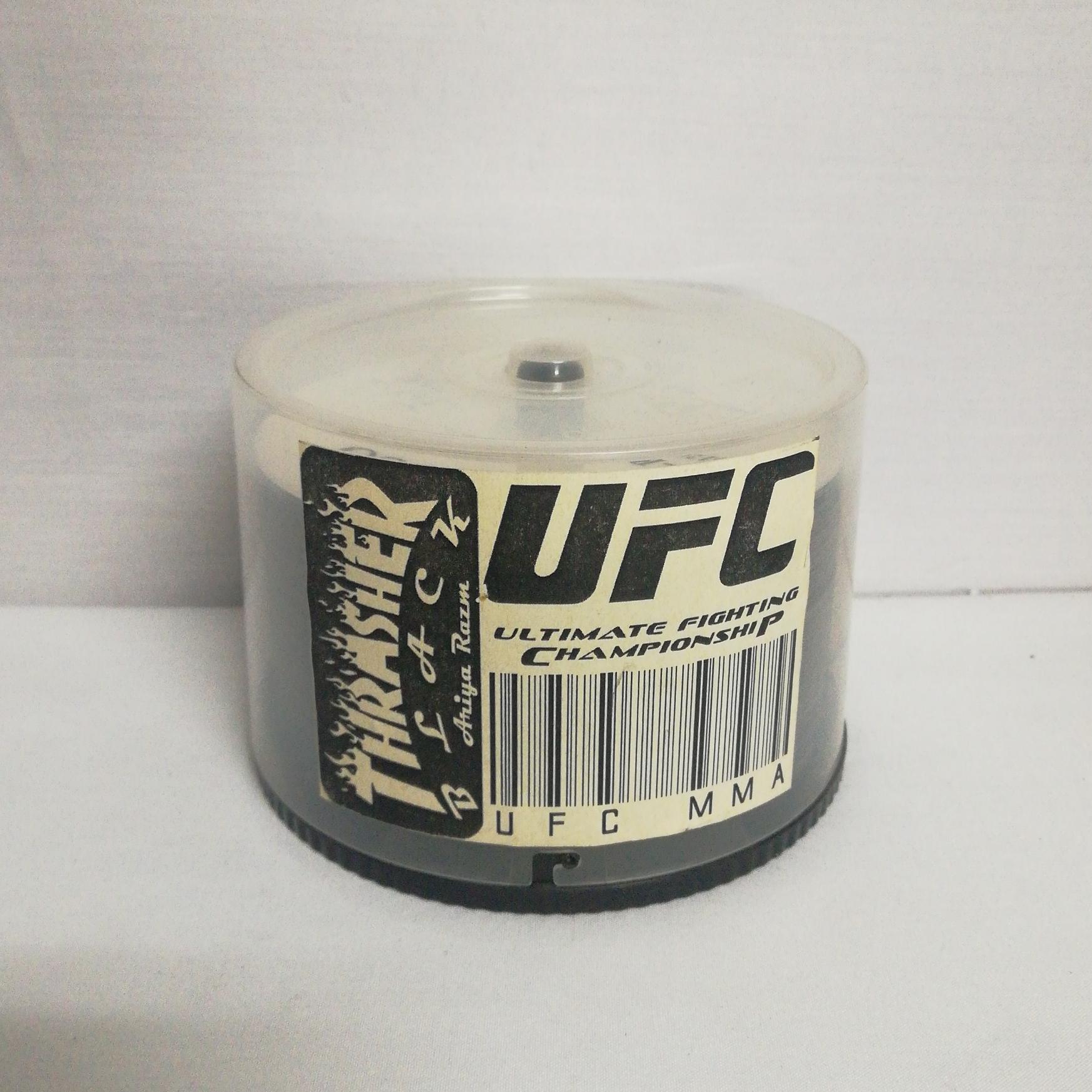 مجموعه آموزشی ام ام ای MMA_UFC آریا رزم