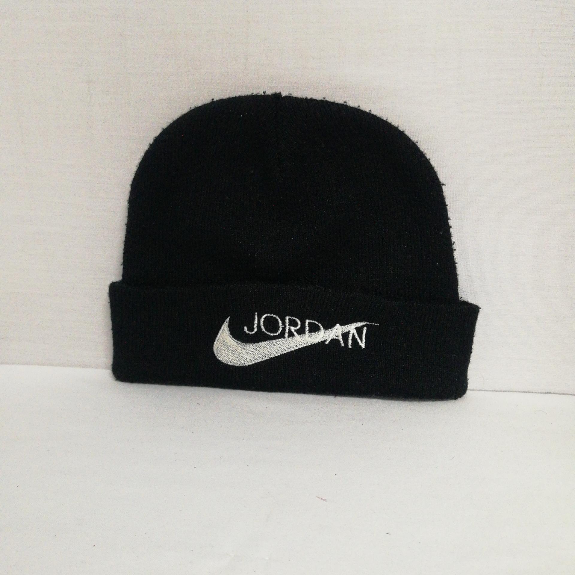 کلاه بافت اسپورت جردن