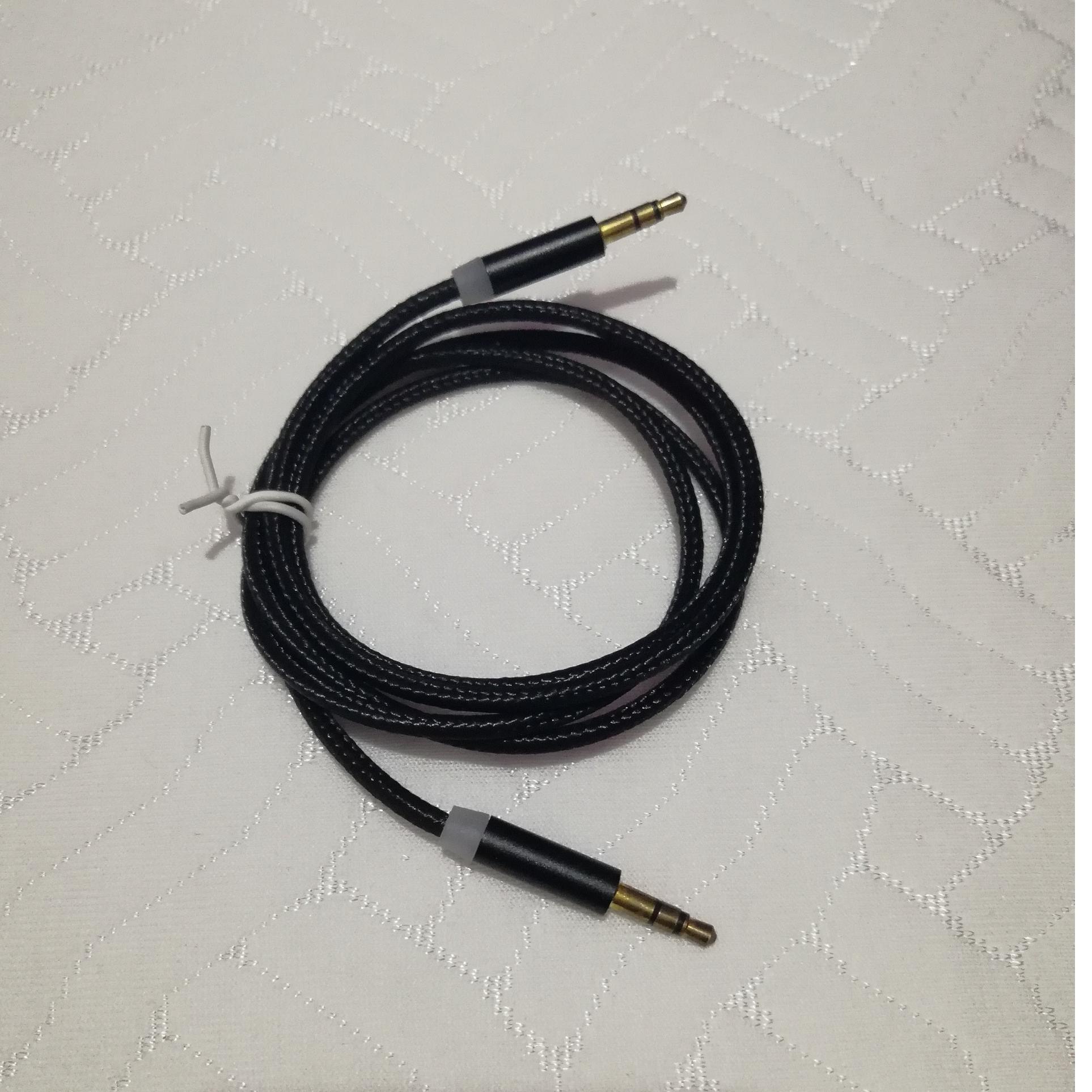 کابل aux کنفی مشکی