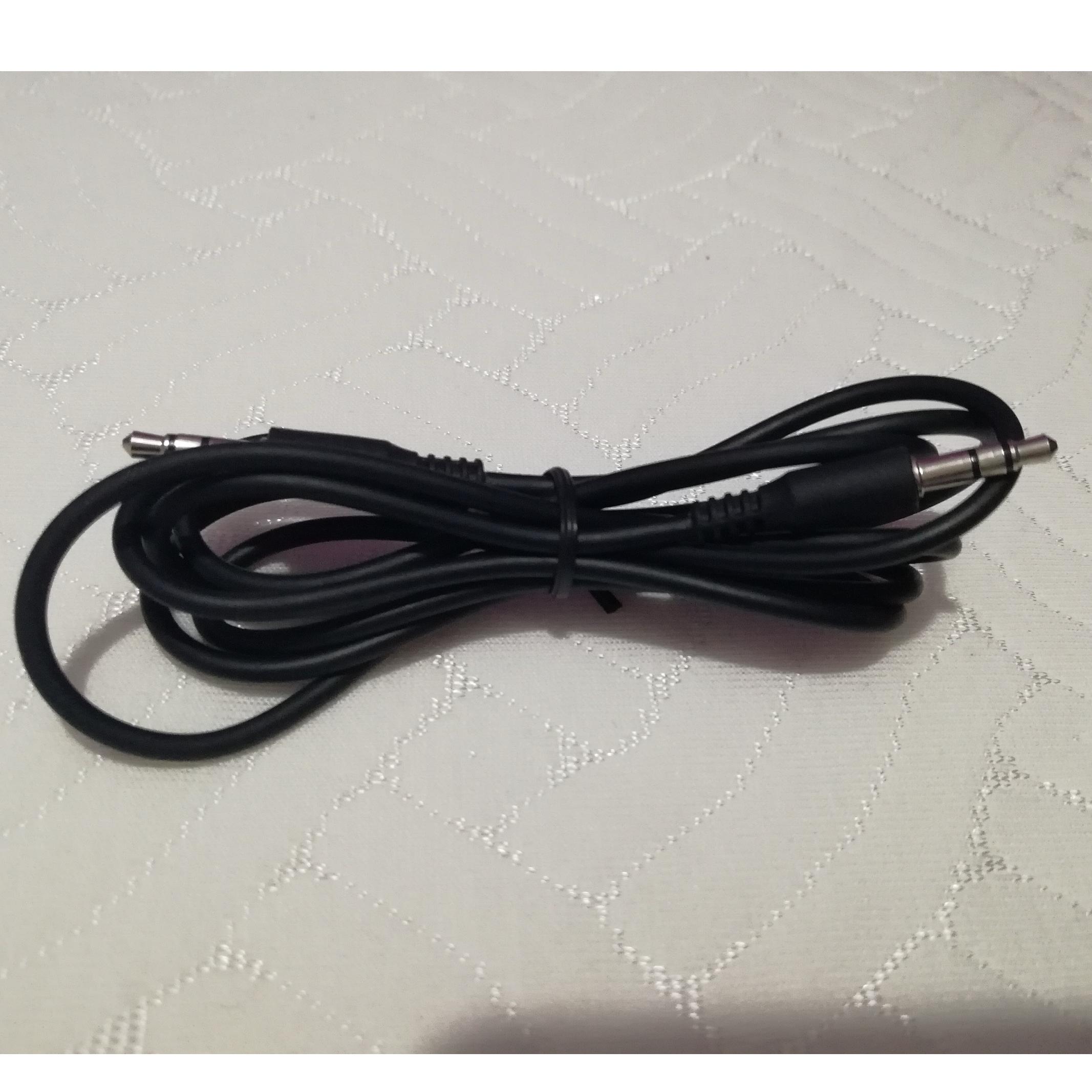 کابل aux مشکی. با کیفیت